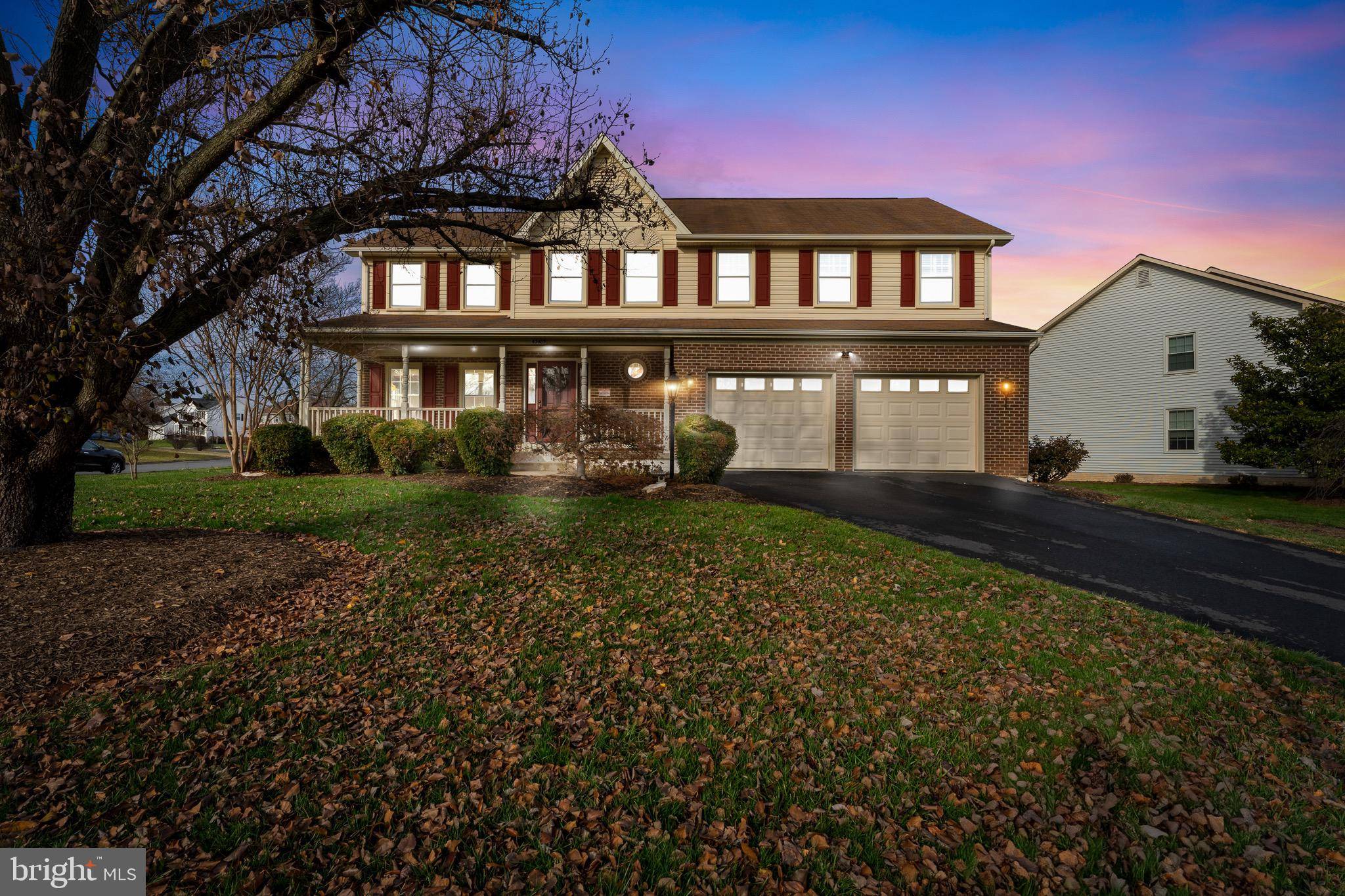 Ashburn, VA 20147,43485 GOLDEN MEADOW CIR