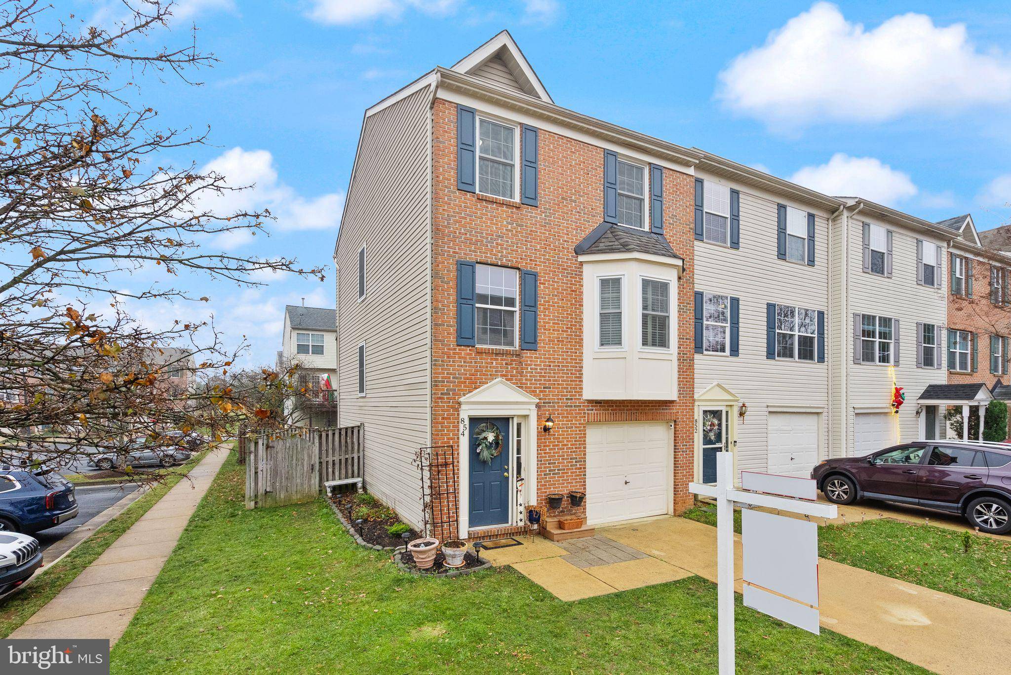 Leesburg, VA 20175,854 VANDERBILT TER SE