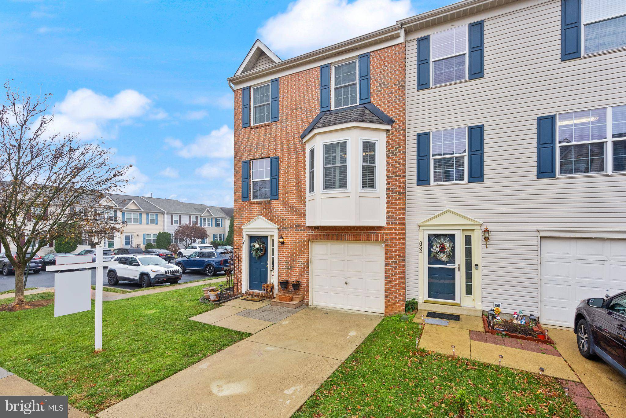 Leesburg, VA 20175,854 VANDERBILT TER SE