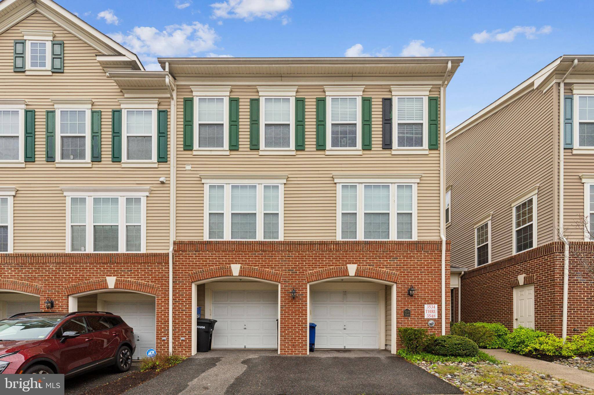 Alexandria, VA 22306,3538 HUNTLEY MANOR LN #133B