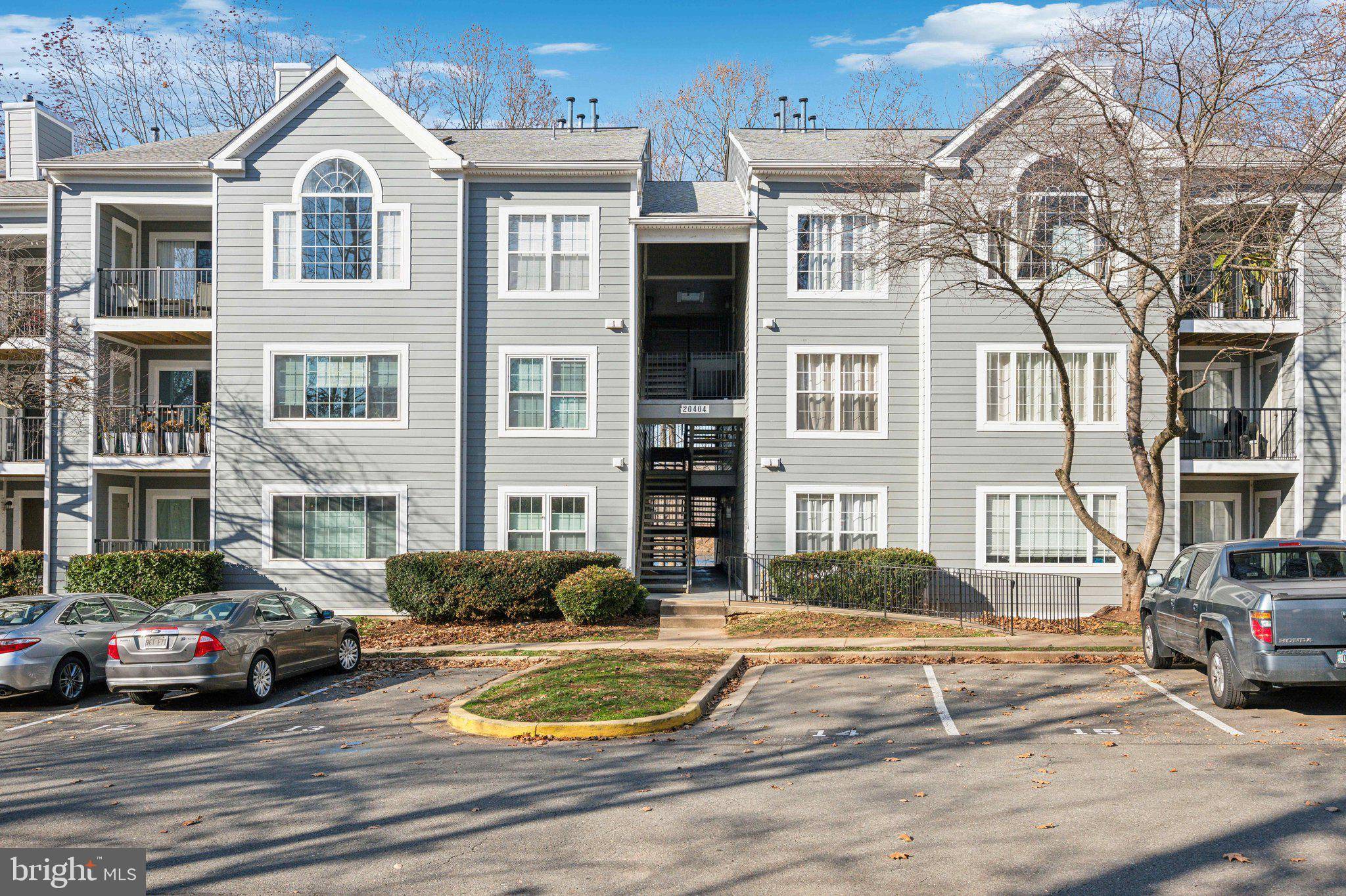 Germantown, MD 20874,20404 SHORE HARBOUR DR #3-J