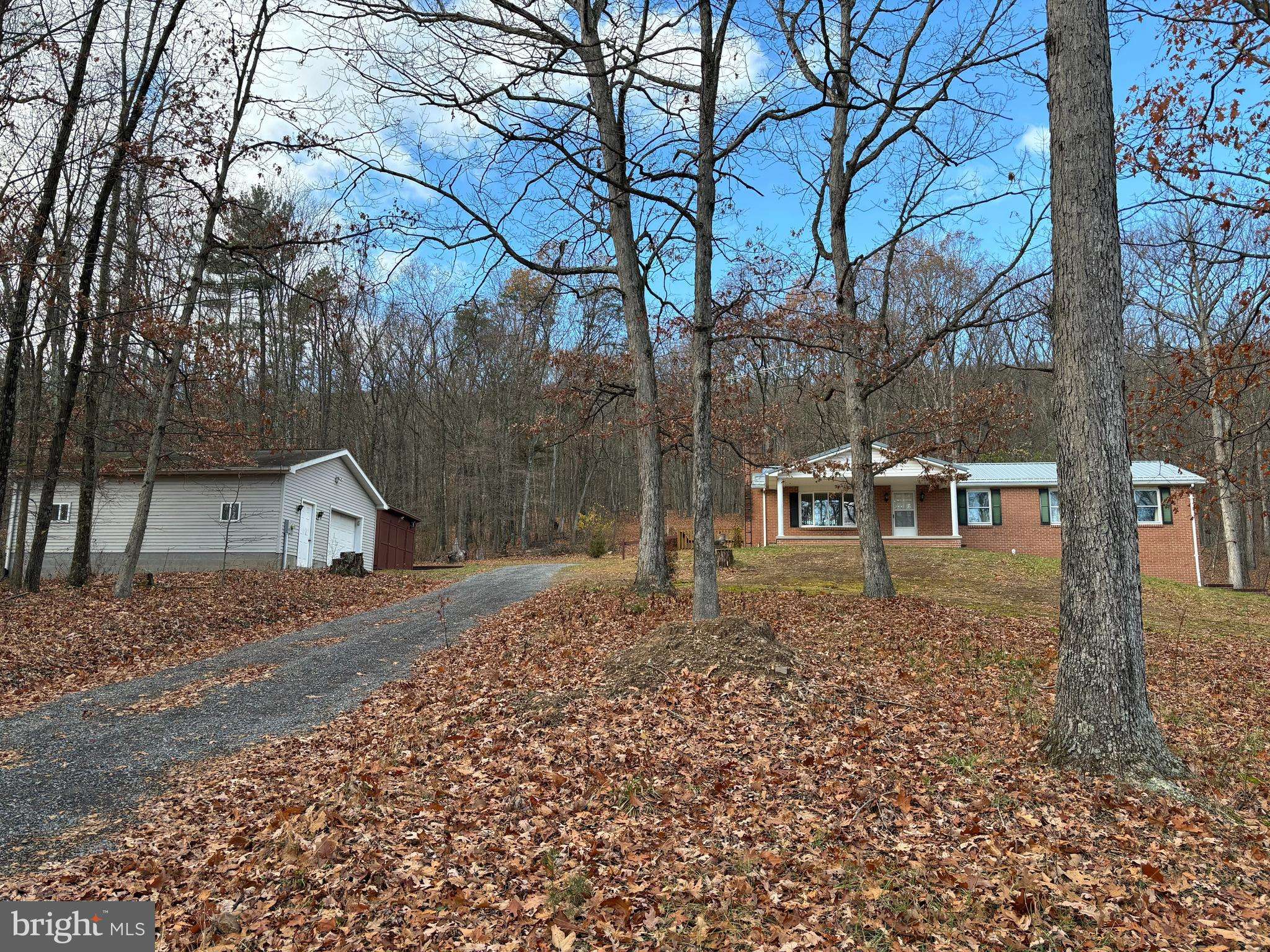 Great Cacapon, WV 25422,6189 MILO SCHOOL RD