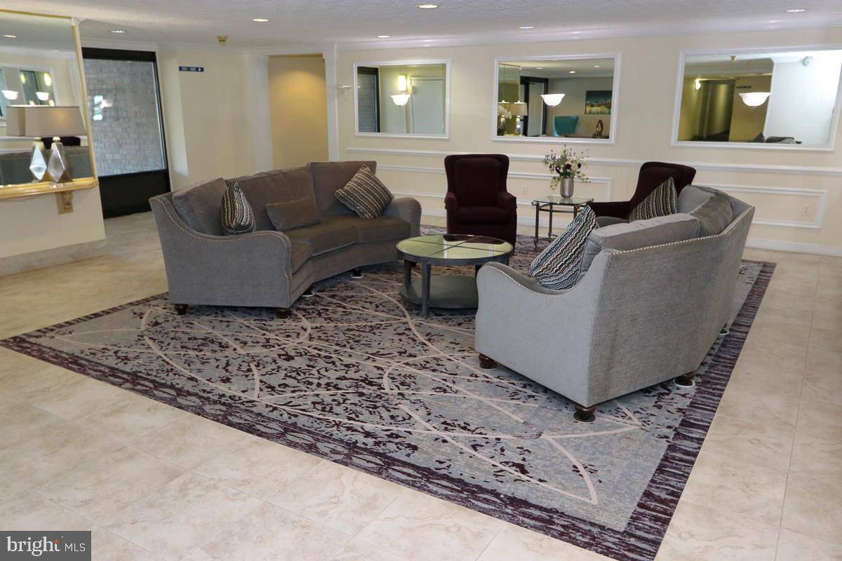 Rydal, PA 19046,1570 THE FAIRWAY #507E