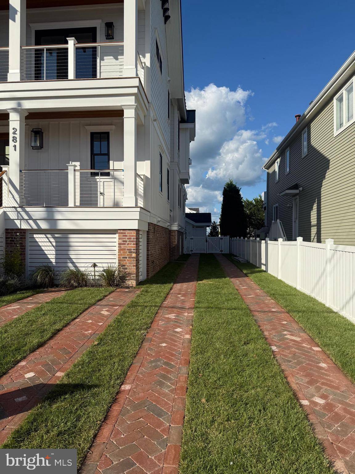 Avalon, NJ 08202,281 7TH ST