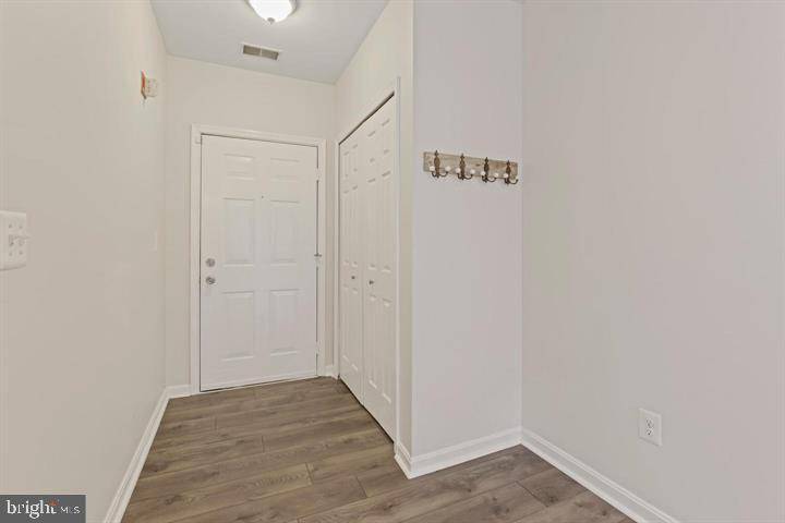 Owings Mills, MD 21117,5000 HOLLINGTON DR #103