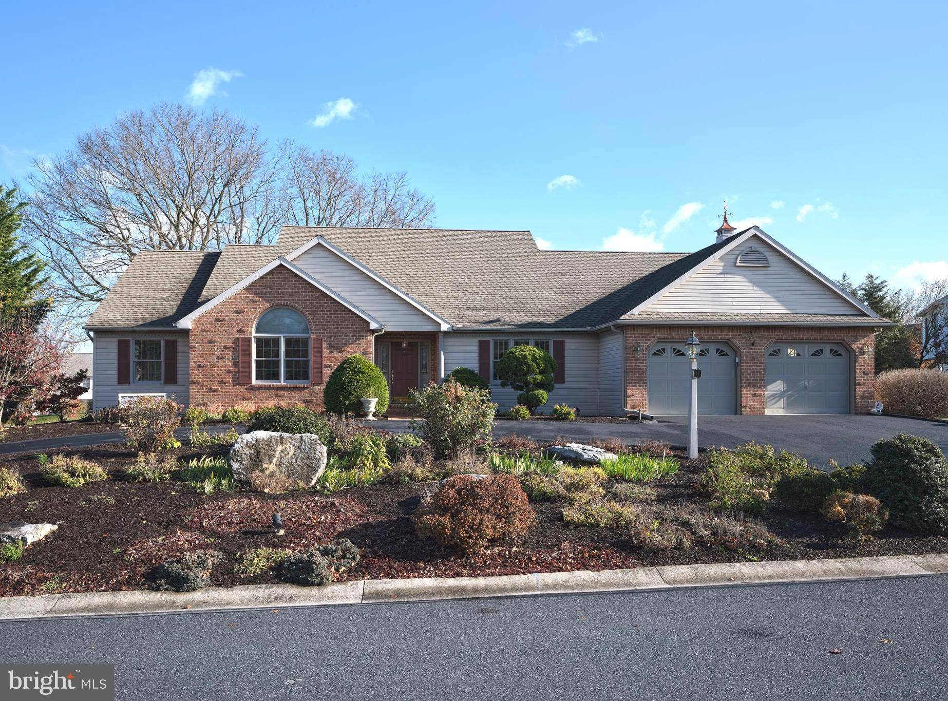 Palmyra, PA 17078,53 MILLSTONE DR