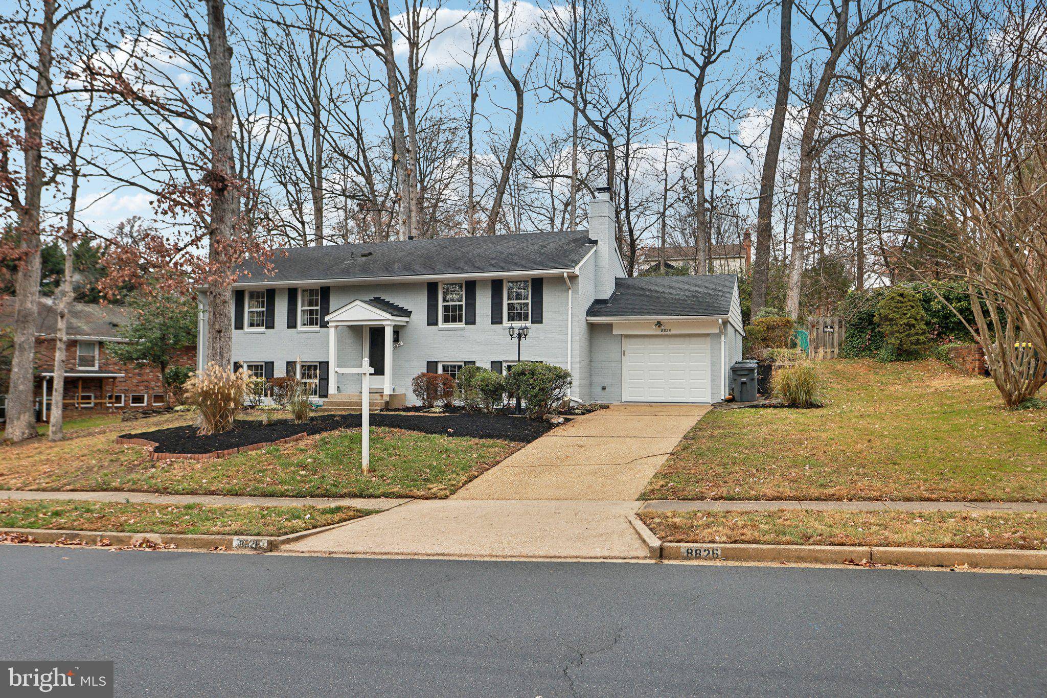 Annandale, VA 22003,8826 STARK RD