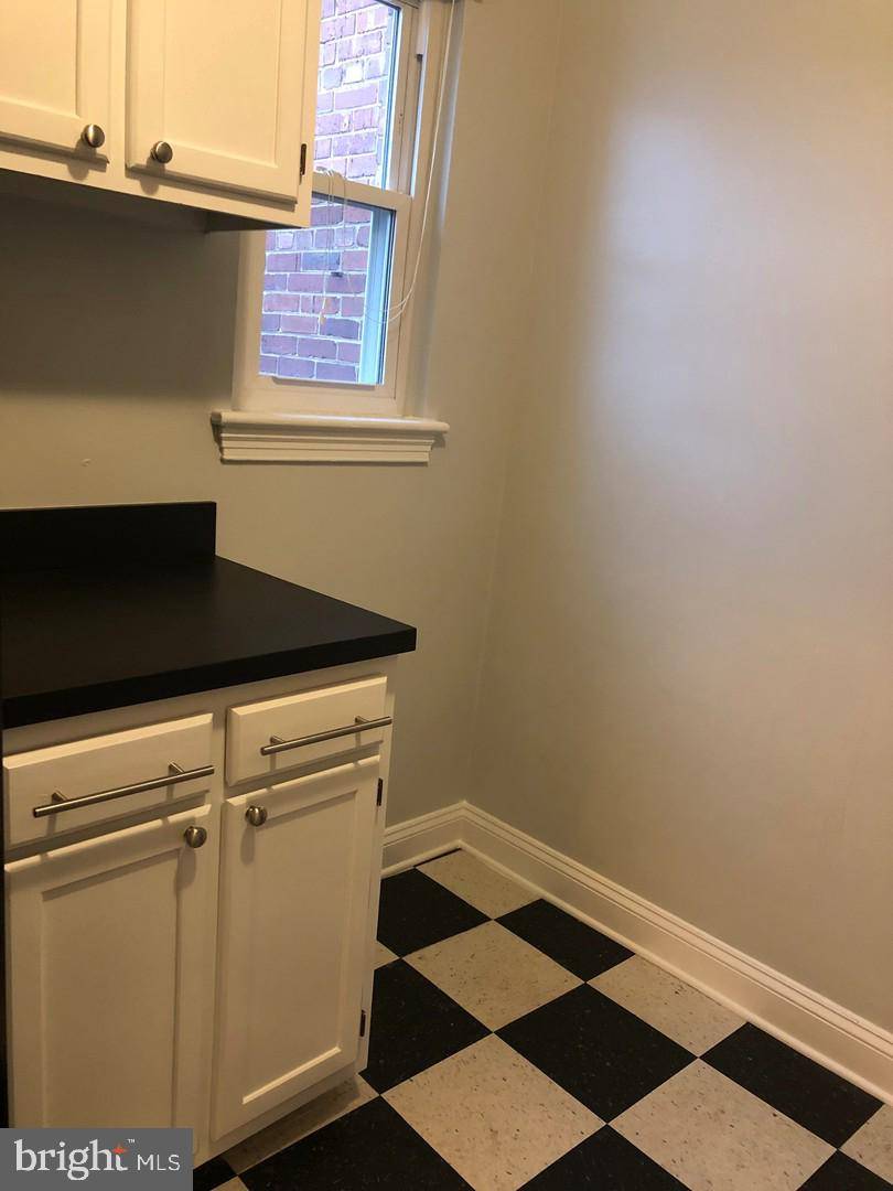 Arlington, VA 22209,1724 NORTH QUINN ST #306