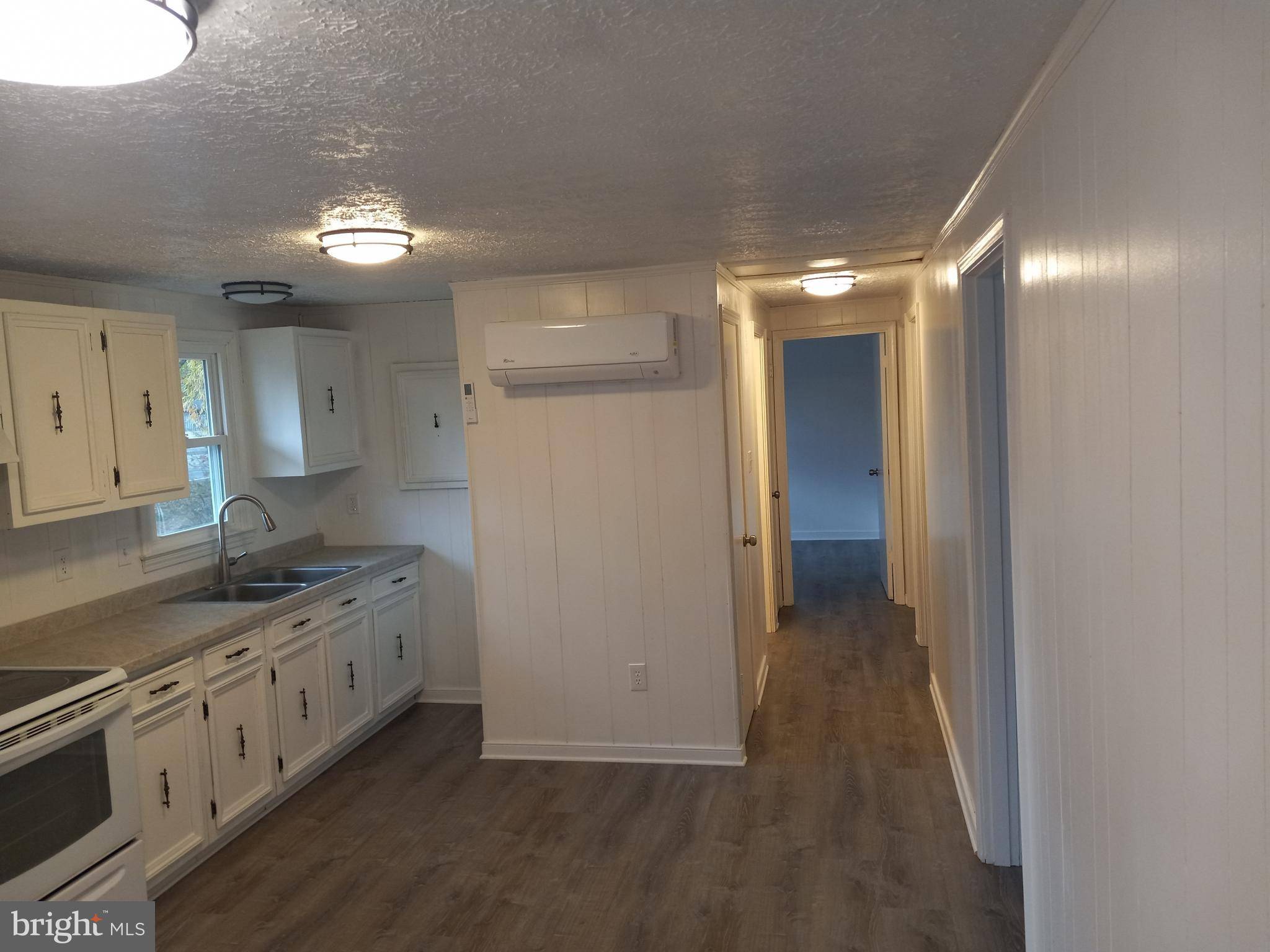 Colonial Beach, VA 22443,347 6TH ST