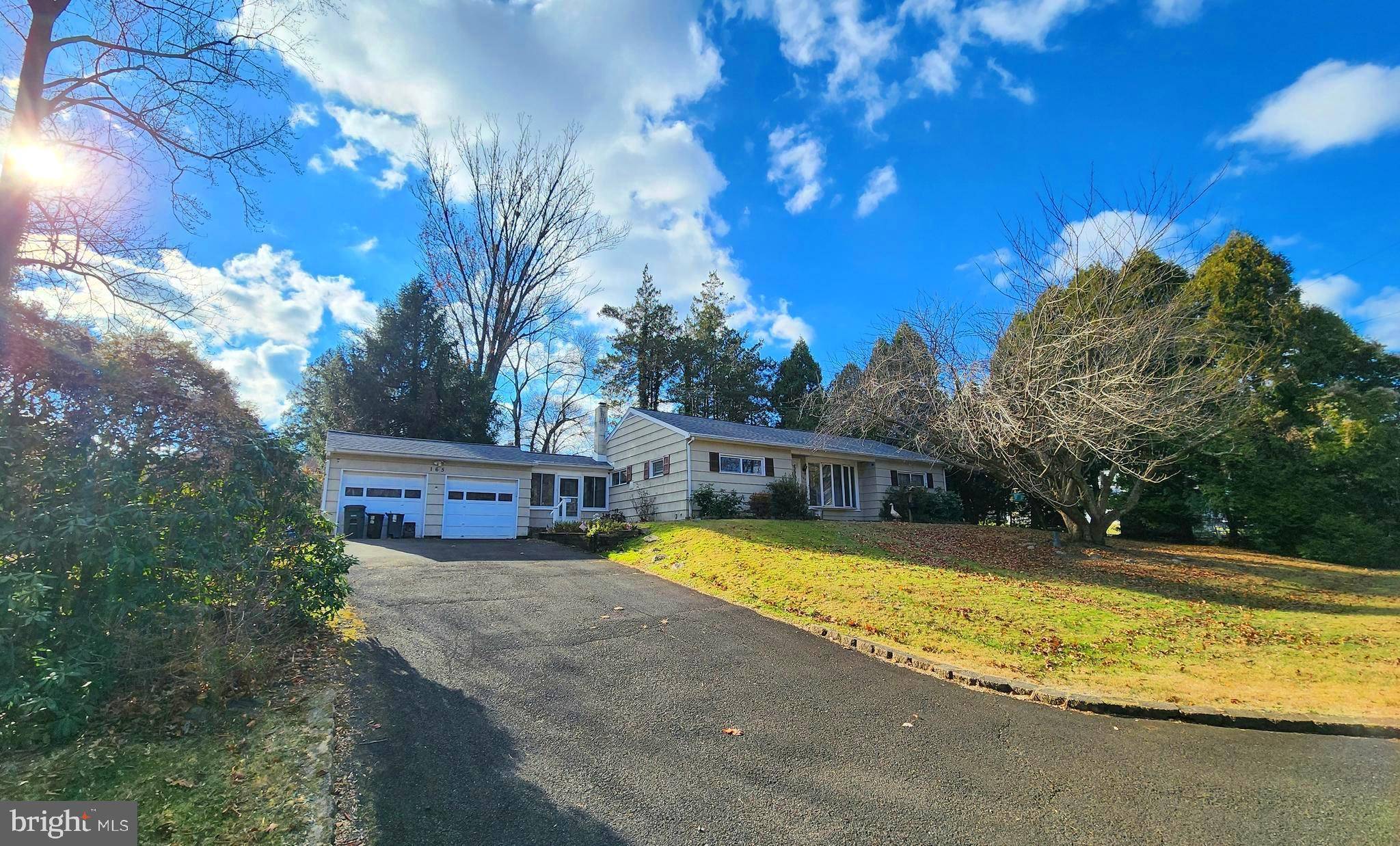 Huntingdon Valley, PA 19006,165 BEECHWOOD DR