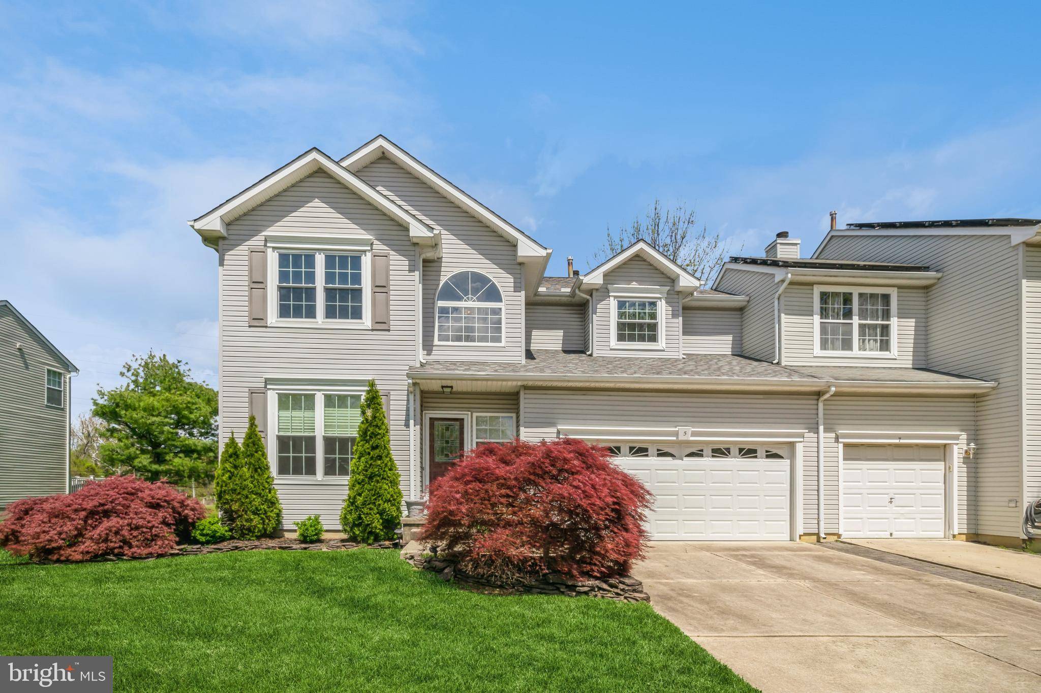 Westampton, NJ 08060,5 AMARA LN