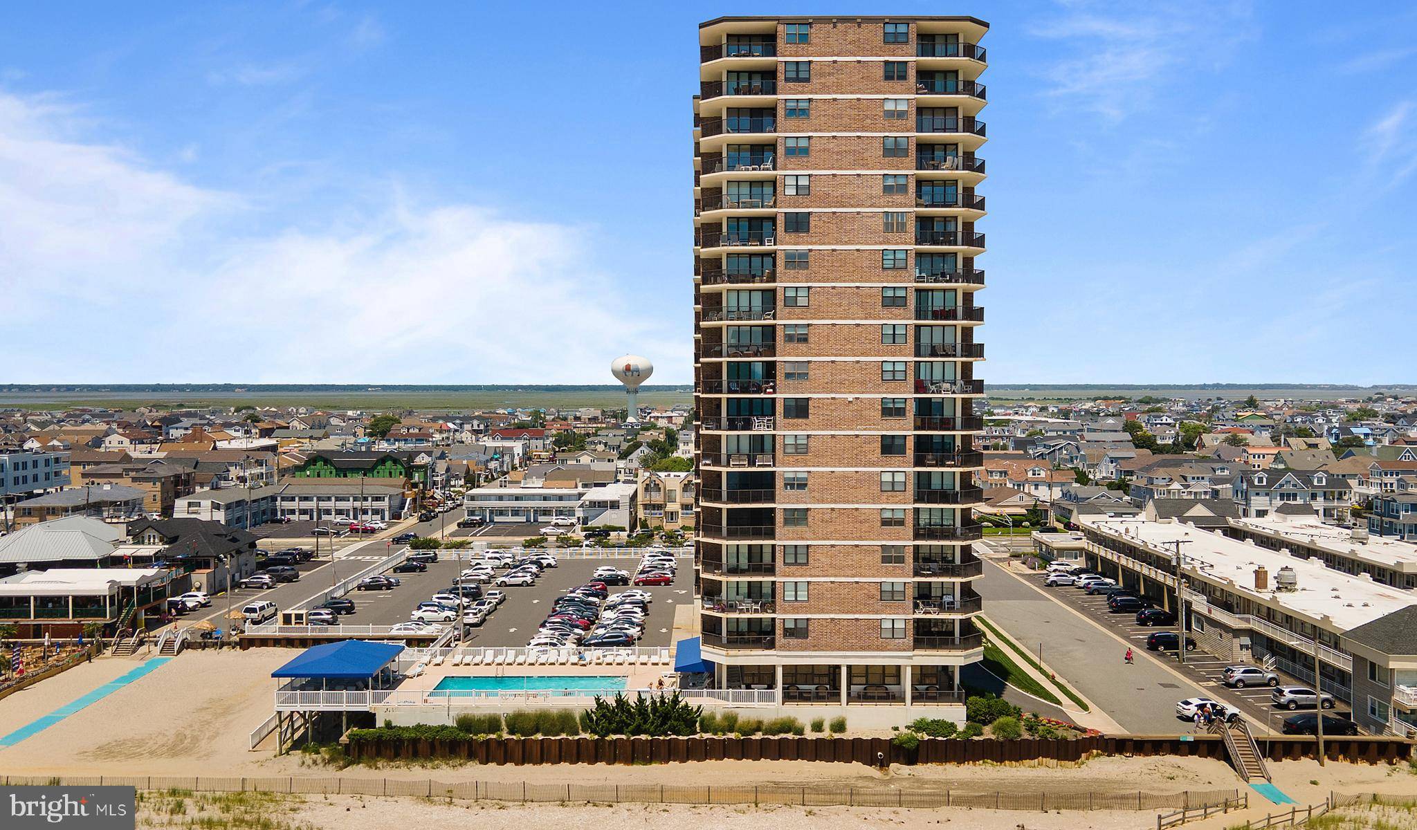 Margate City, NJ 08402,9100 BEACH #304