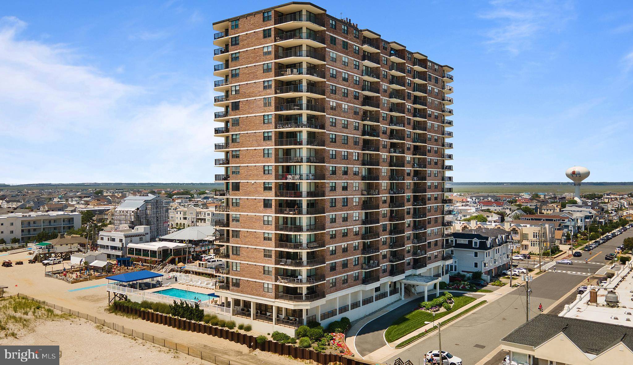 Margate City, NJ 08402,9100 BEACH #304