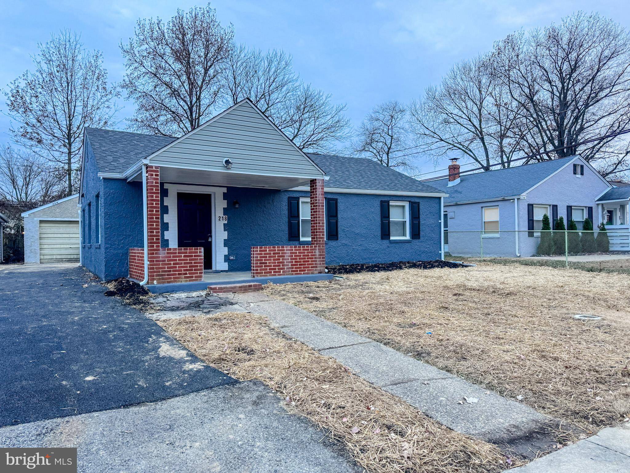 New Castle, DE 19720,218 BLUE HEN RD