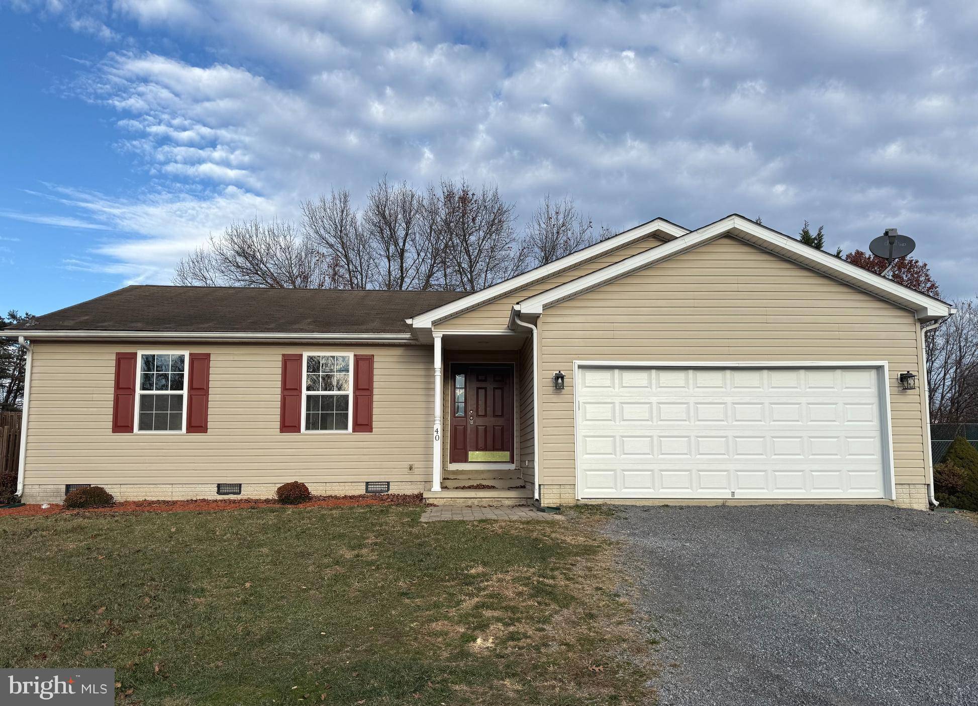 Inwood, WV 25428,40 NEIGHBOR WAY