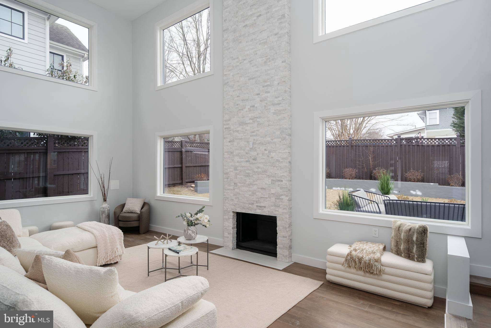 Arlington, VA 22201,934 N CLEVELAND ST