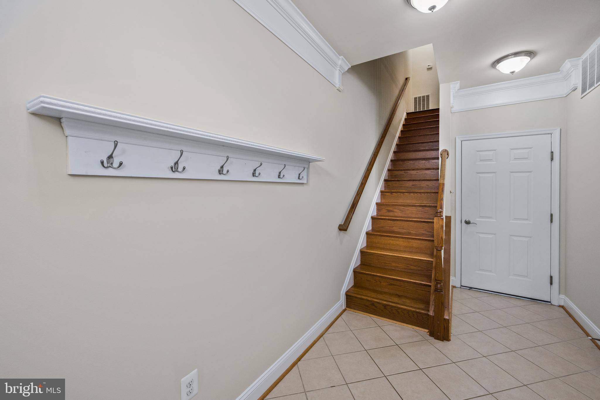 Ellicott City, MD 21043,5812 PHILLIPS CT