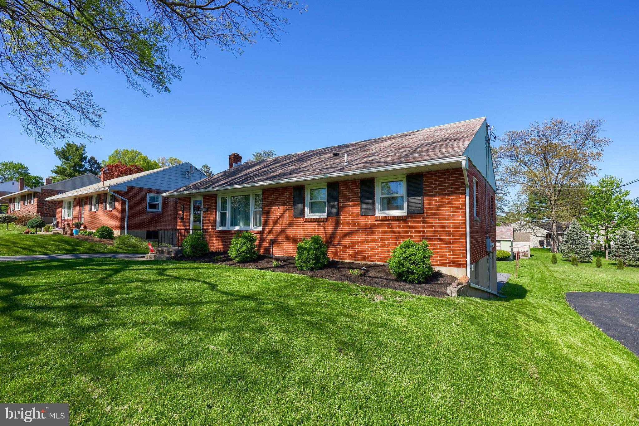 Elizabethtown, PA 17022,525 HIGHLAWN AVE