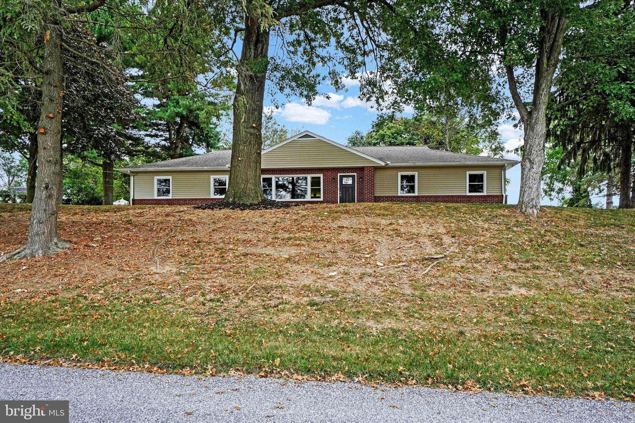 Wrightsville, PA 17368,672 LAUREL HILL DR