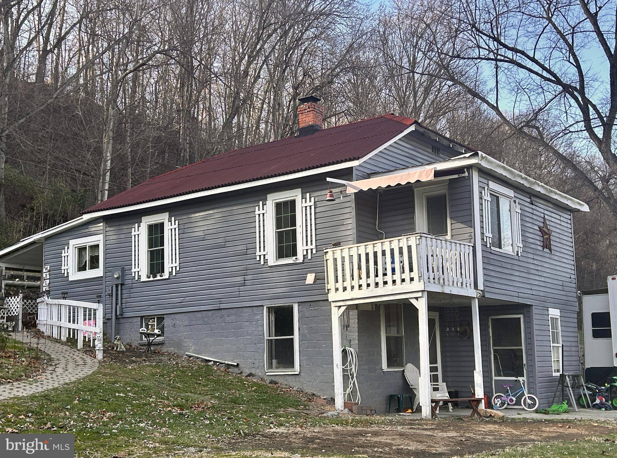 Hedgesville, WV 25427,20 VANMETER LN