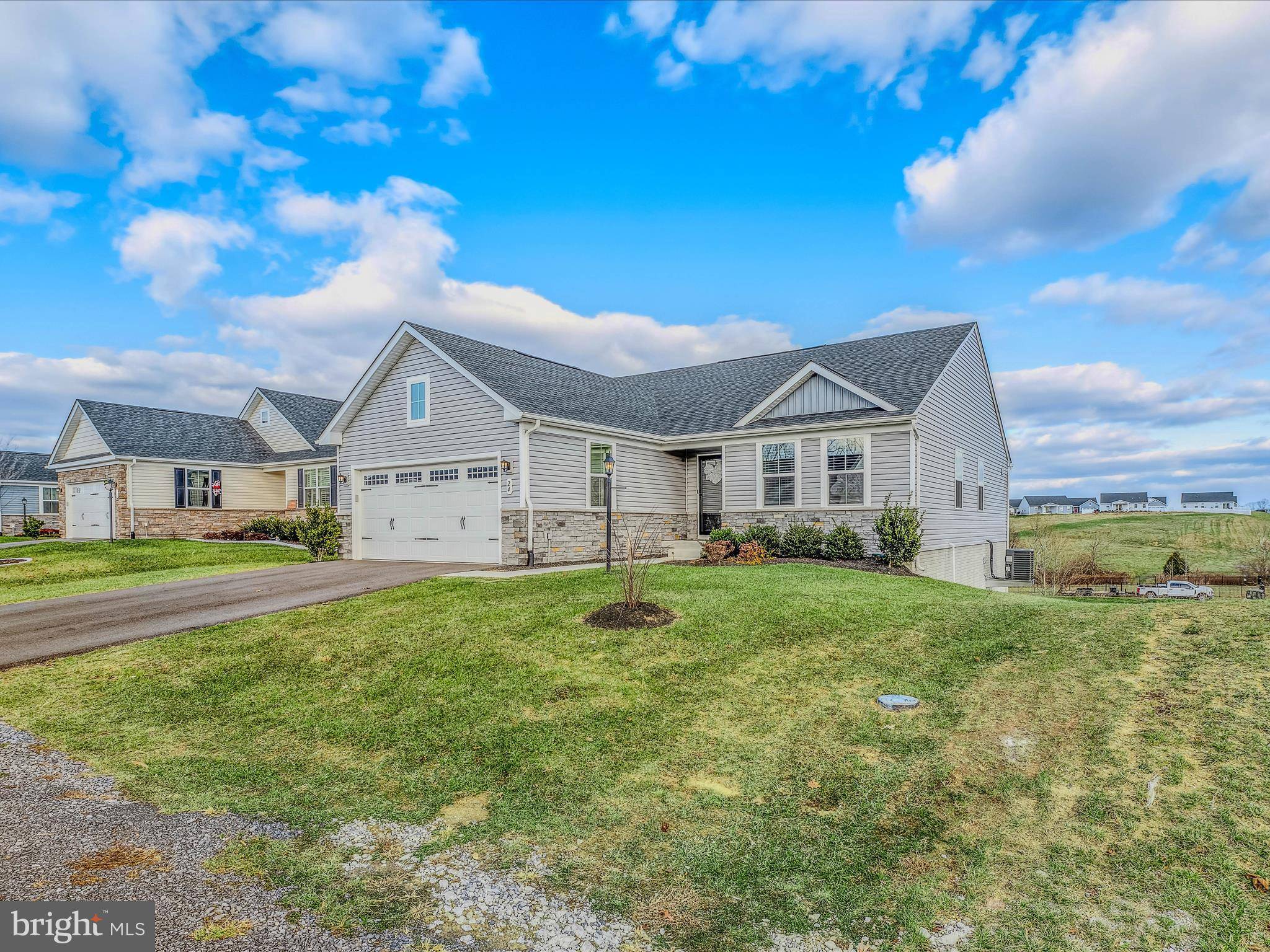 Martinsburg, WV 25405,24 ALNWICK LN