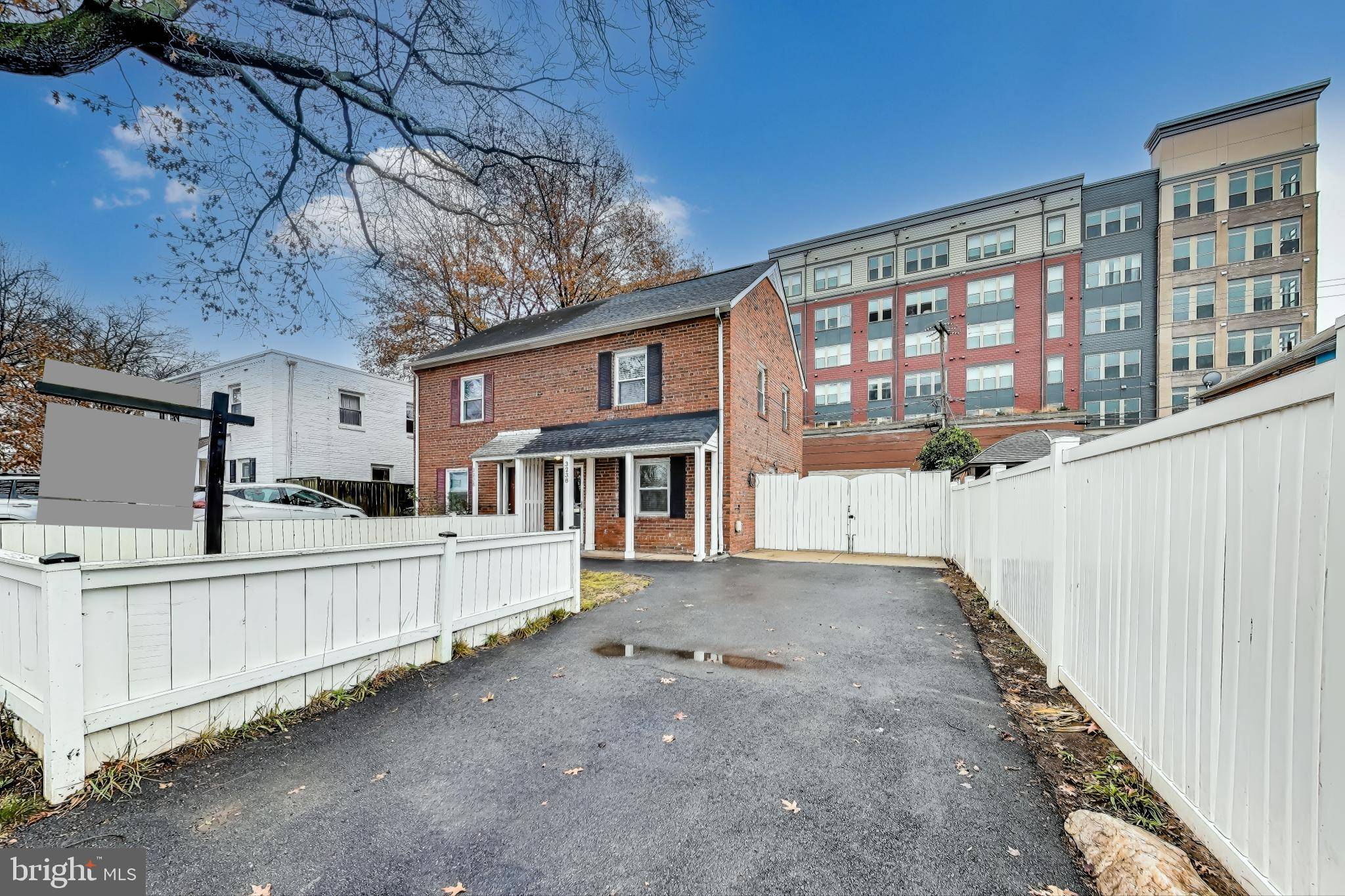 Arlington, VA 22204,3238 9TH ST S