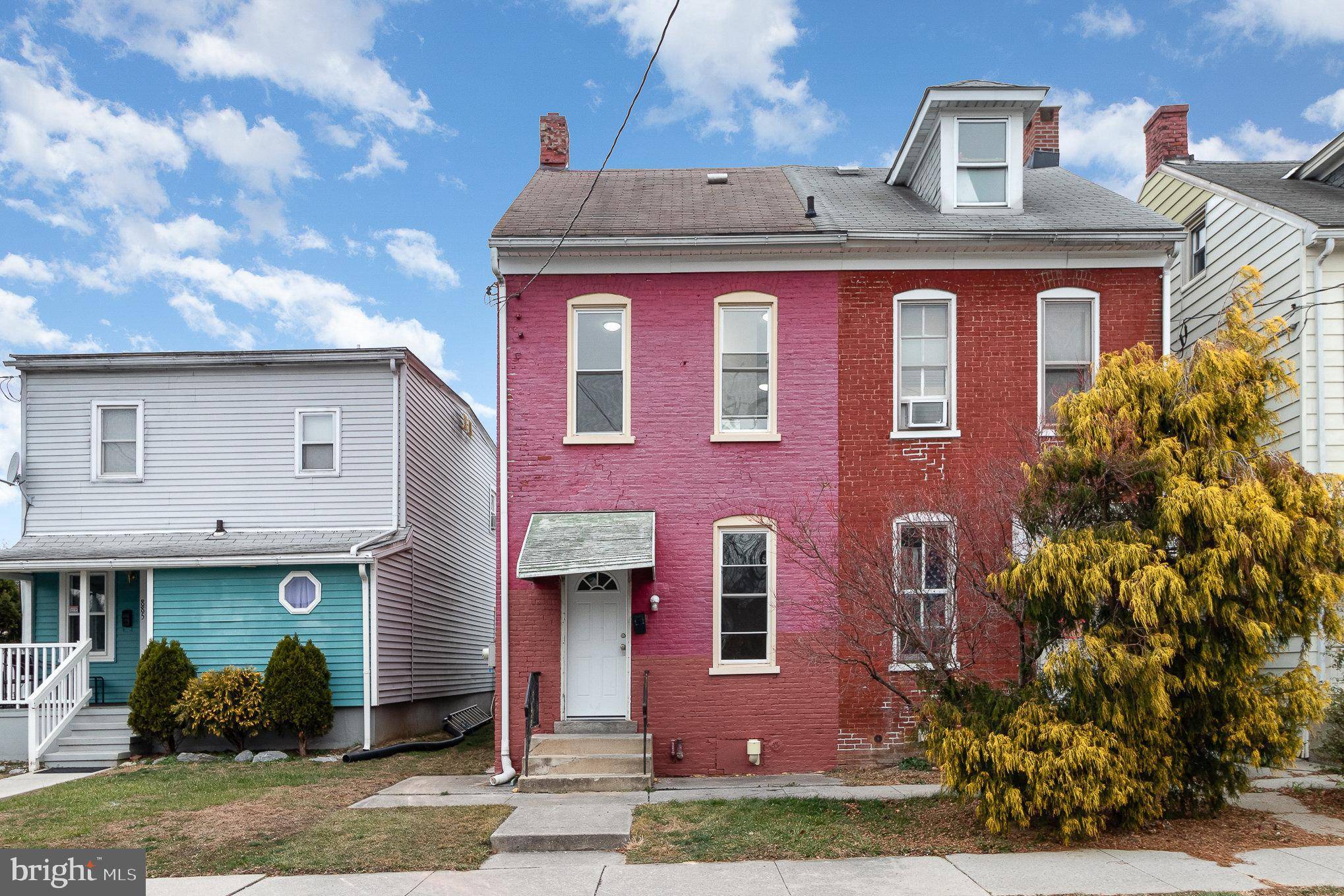 Lebanon, PA 17046,887 E MIFFLIN ST