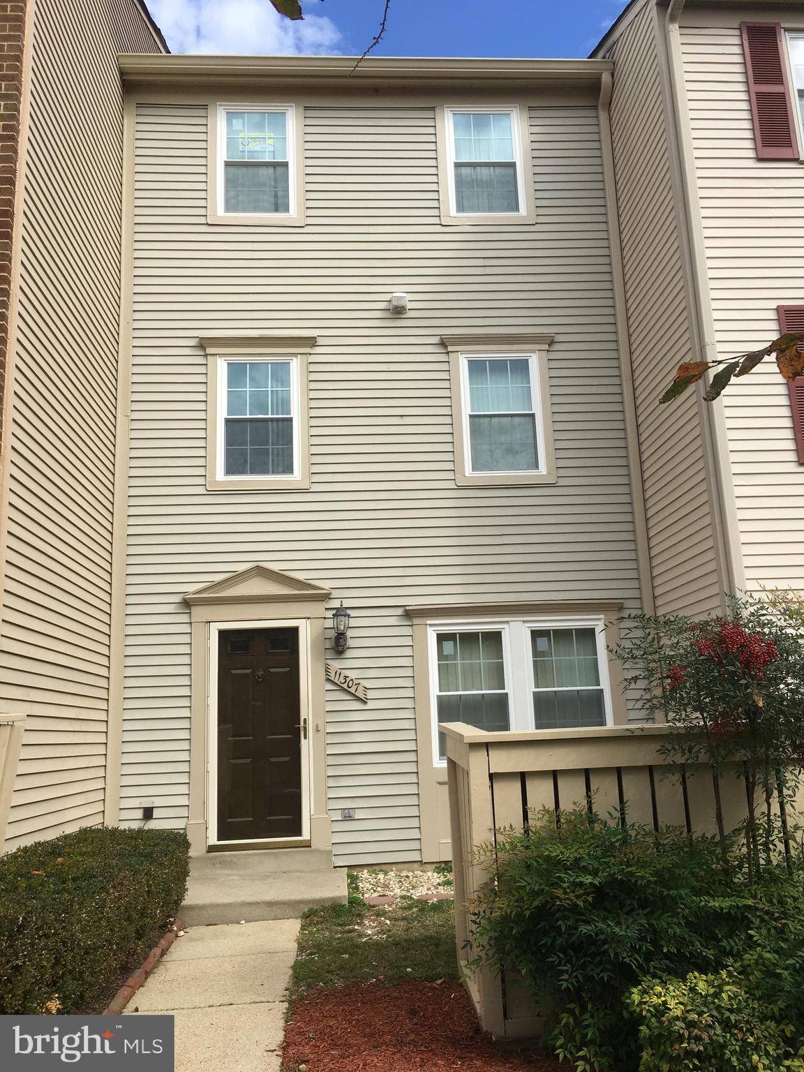 Germantown, MD 20876,11307 HAWKS RIDGE TER #86