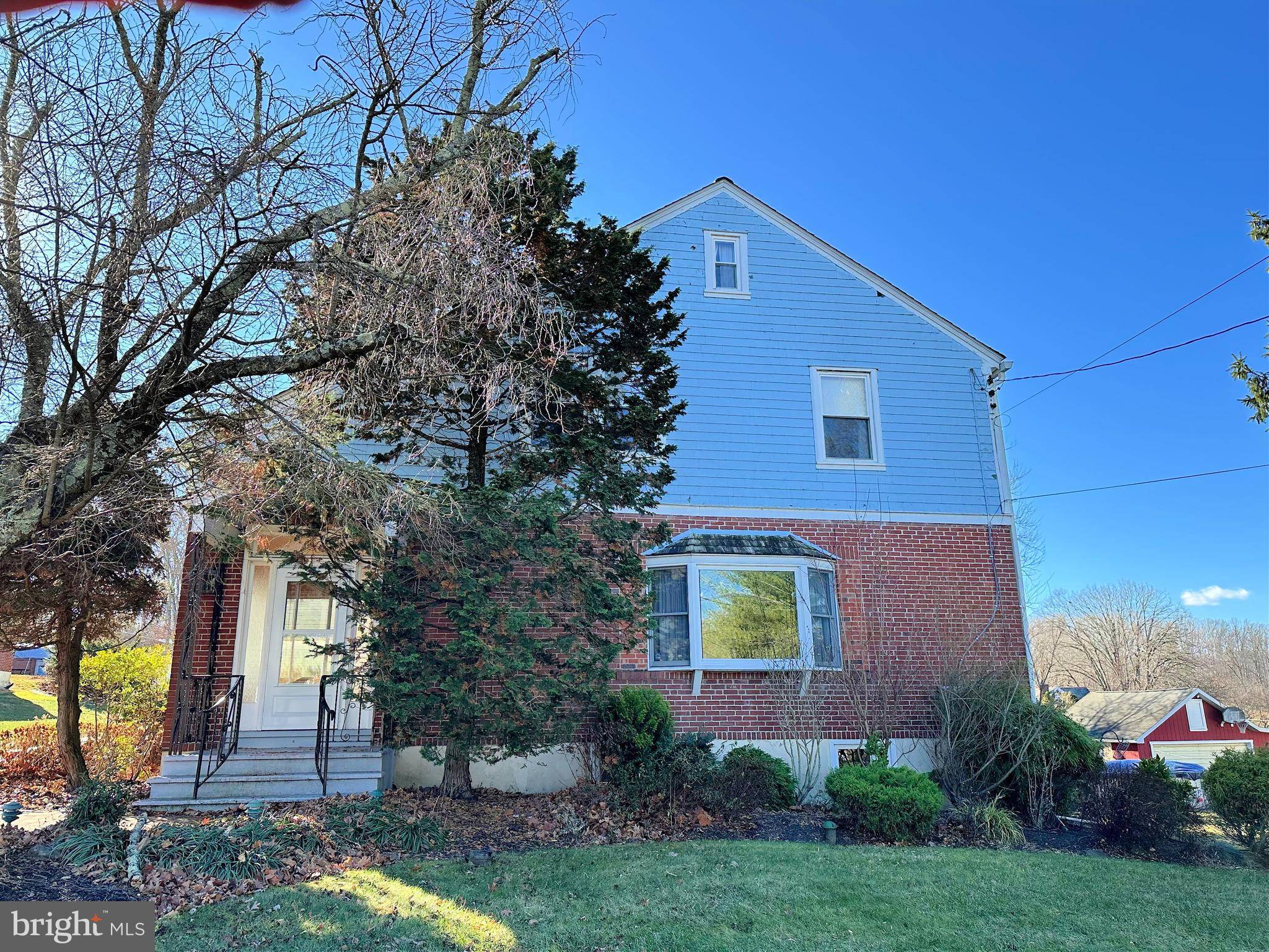 Green Lane, PA 18054,408 WALNUT ST