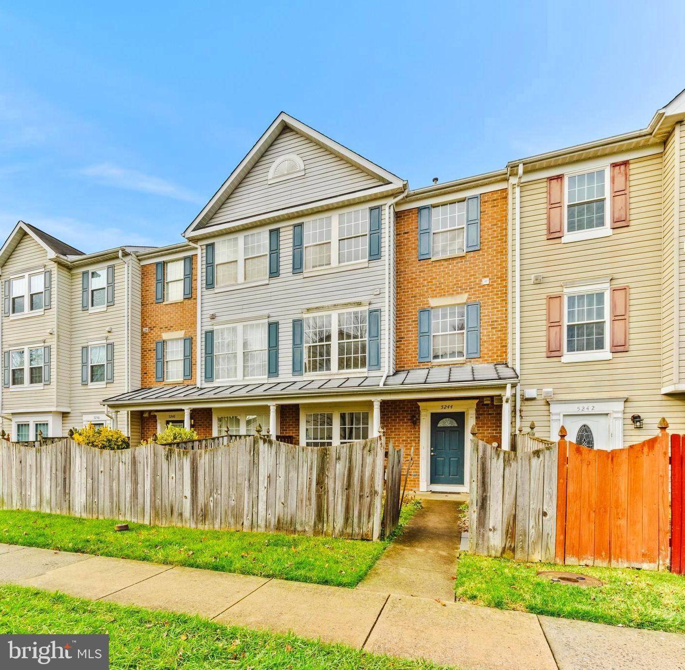 Frederick, MD 21703,5244 REGAL CT