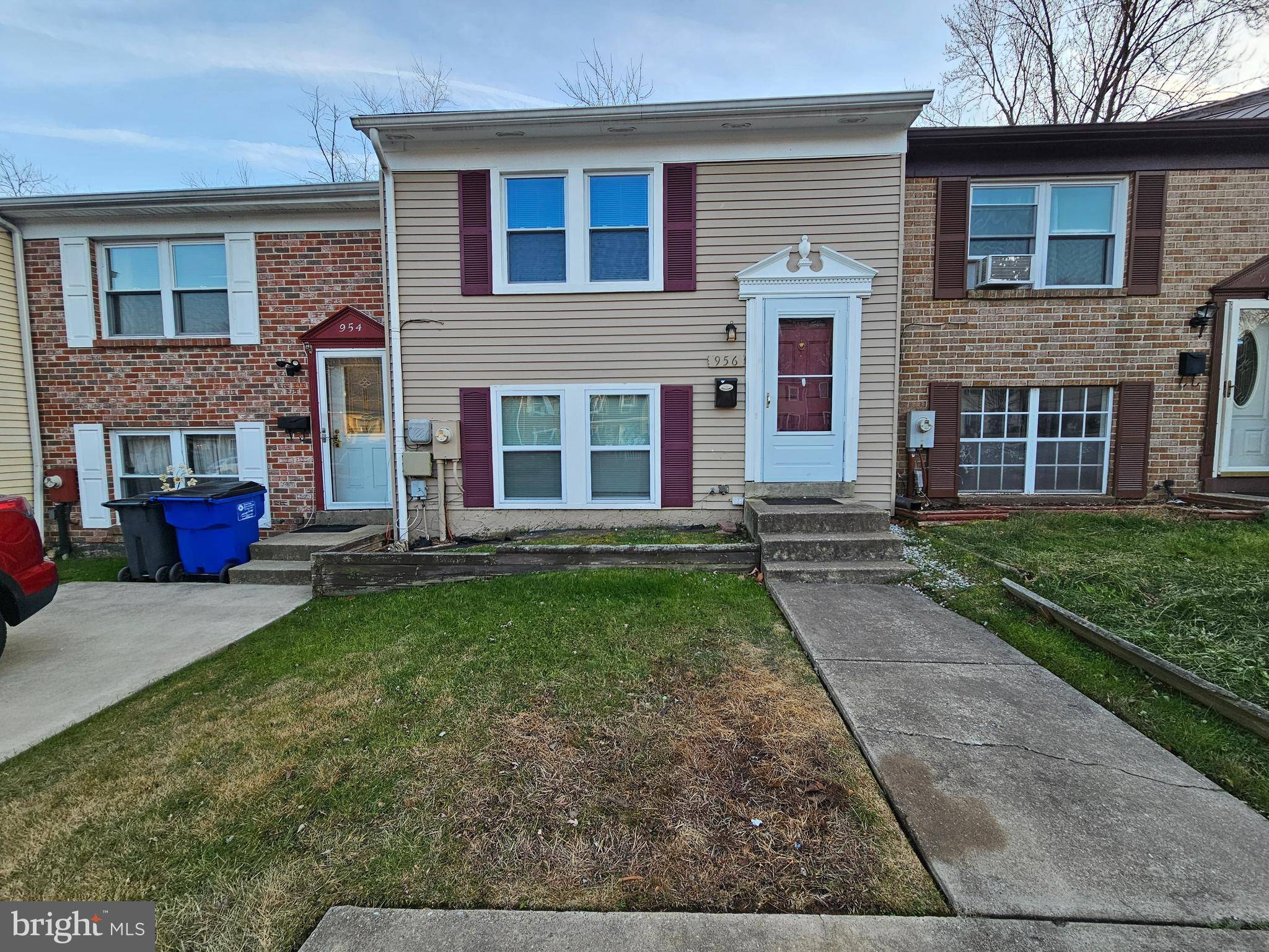 Edgewood, MD 21040,956 TOPVIEW DR