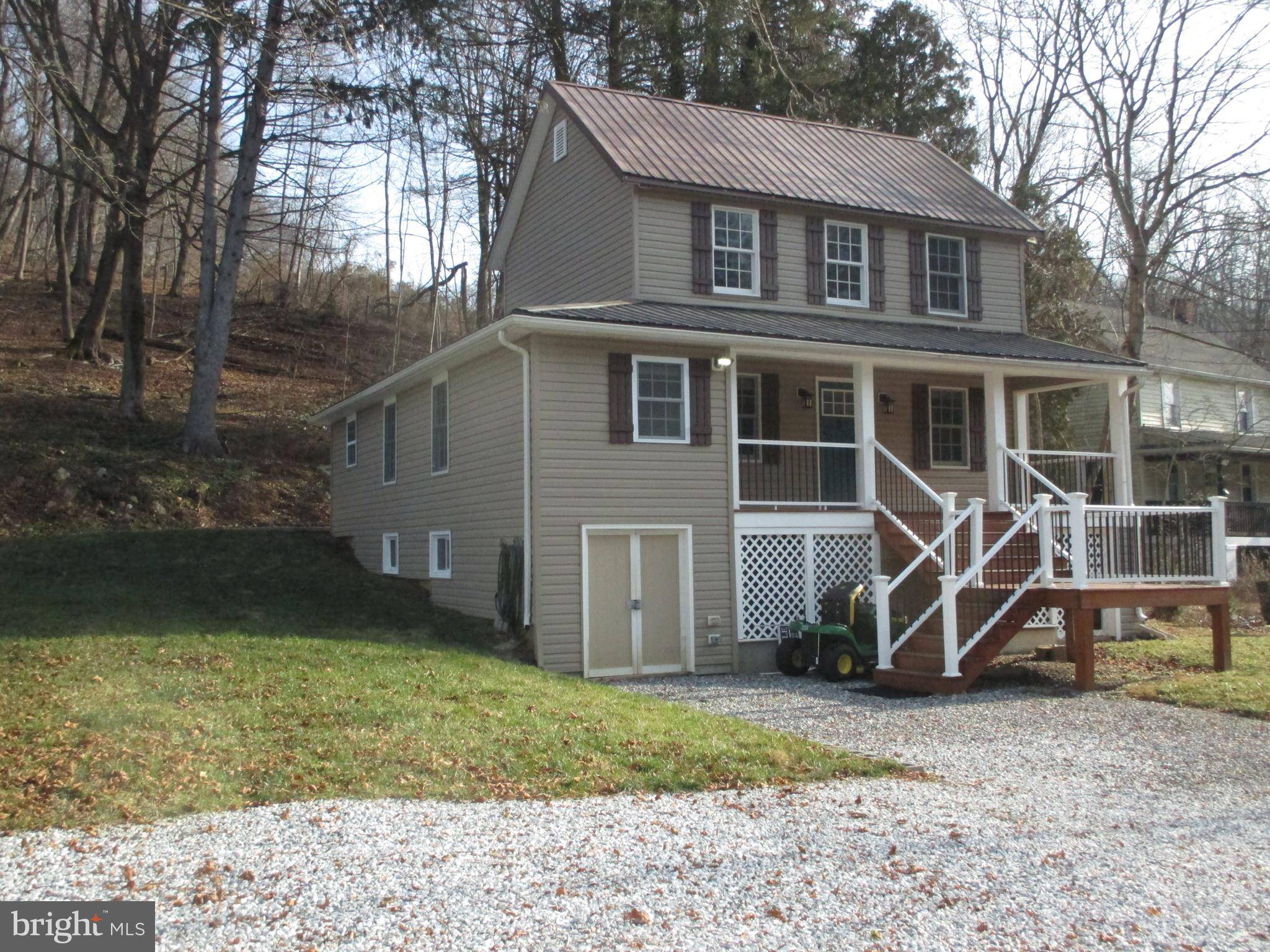 New Freedom, PA 17349,1523 DEER CREEK RD