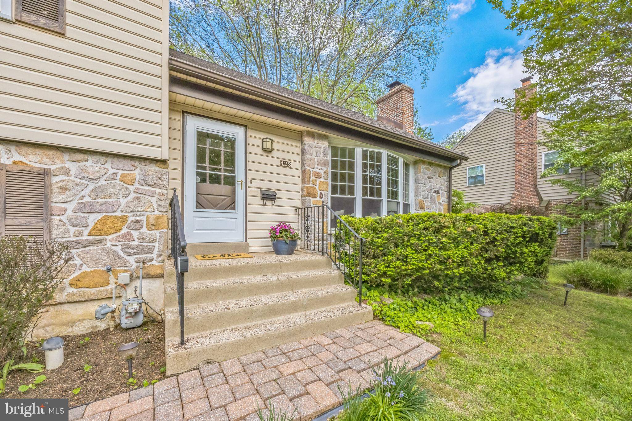 Swarthmore, PA 19081,423 DREXEL PL