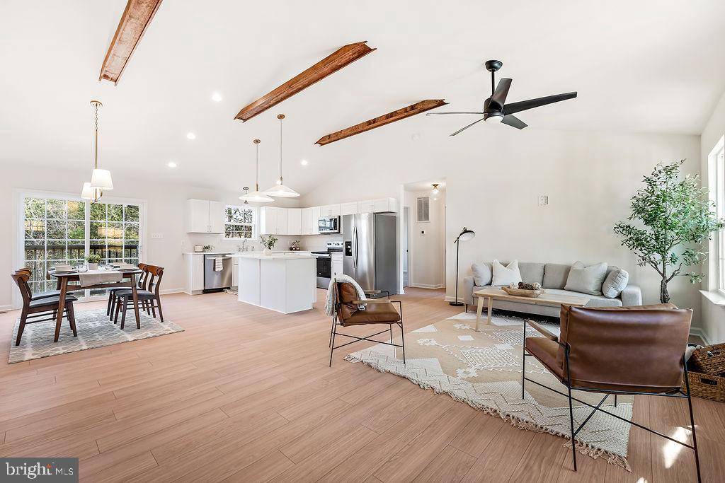Mineral, VA 23117,206 SECLUSION SHORES DR