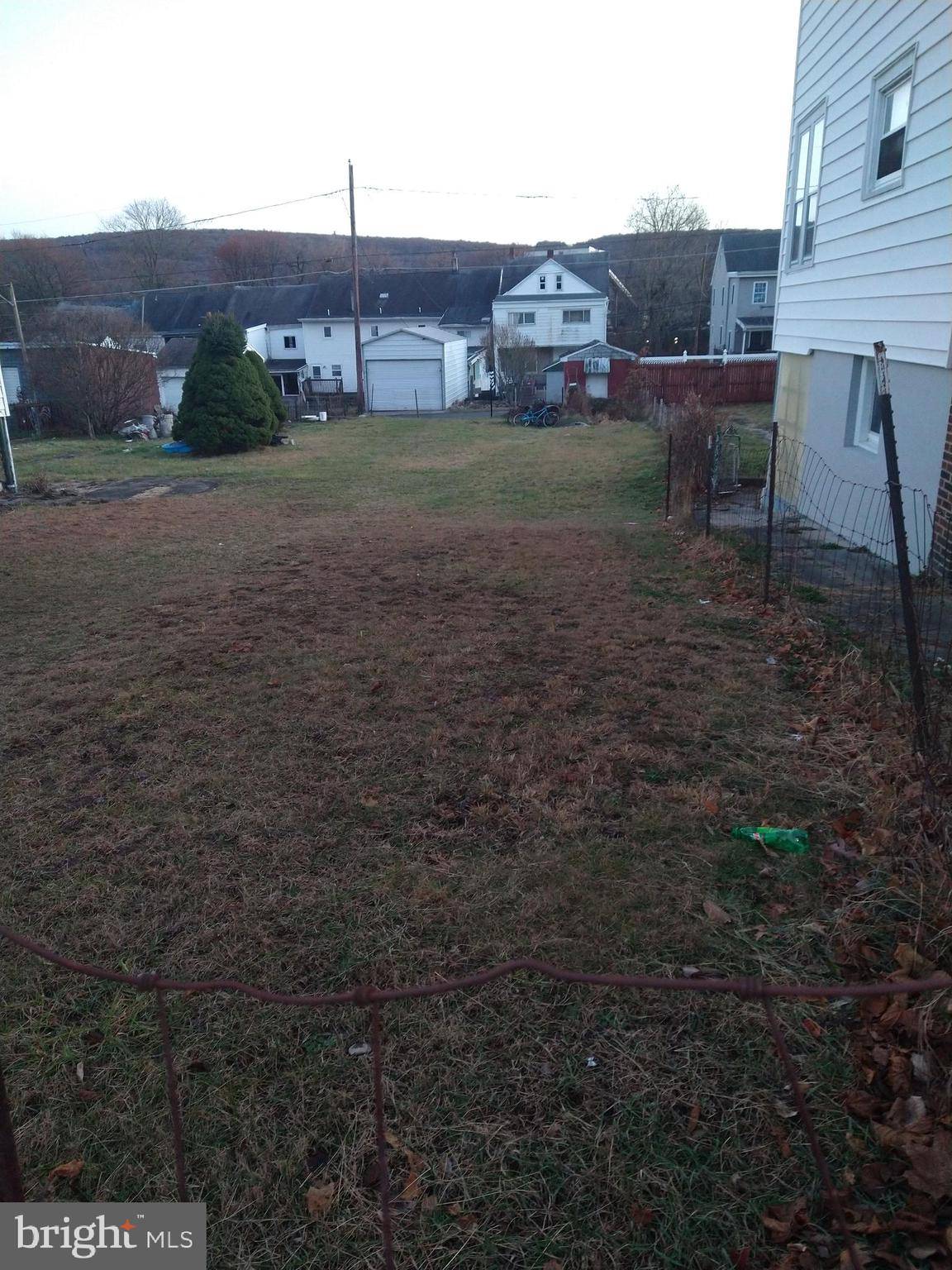 Mount Carmel, PA 17851,132 E COLUMBIA AVE