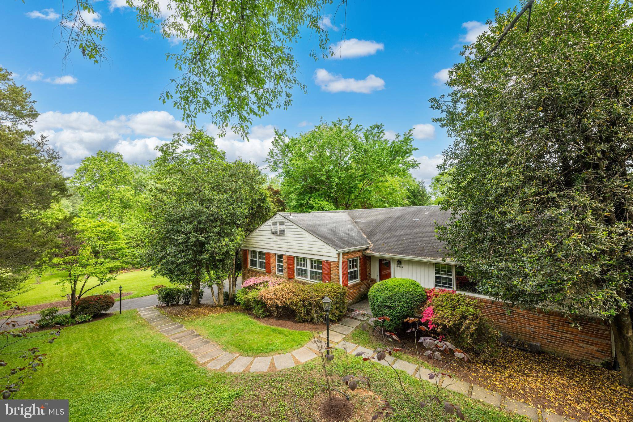 Mclean, VA 22101,6627 FLETCHER LN