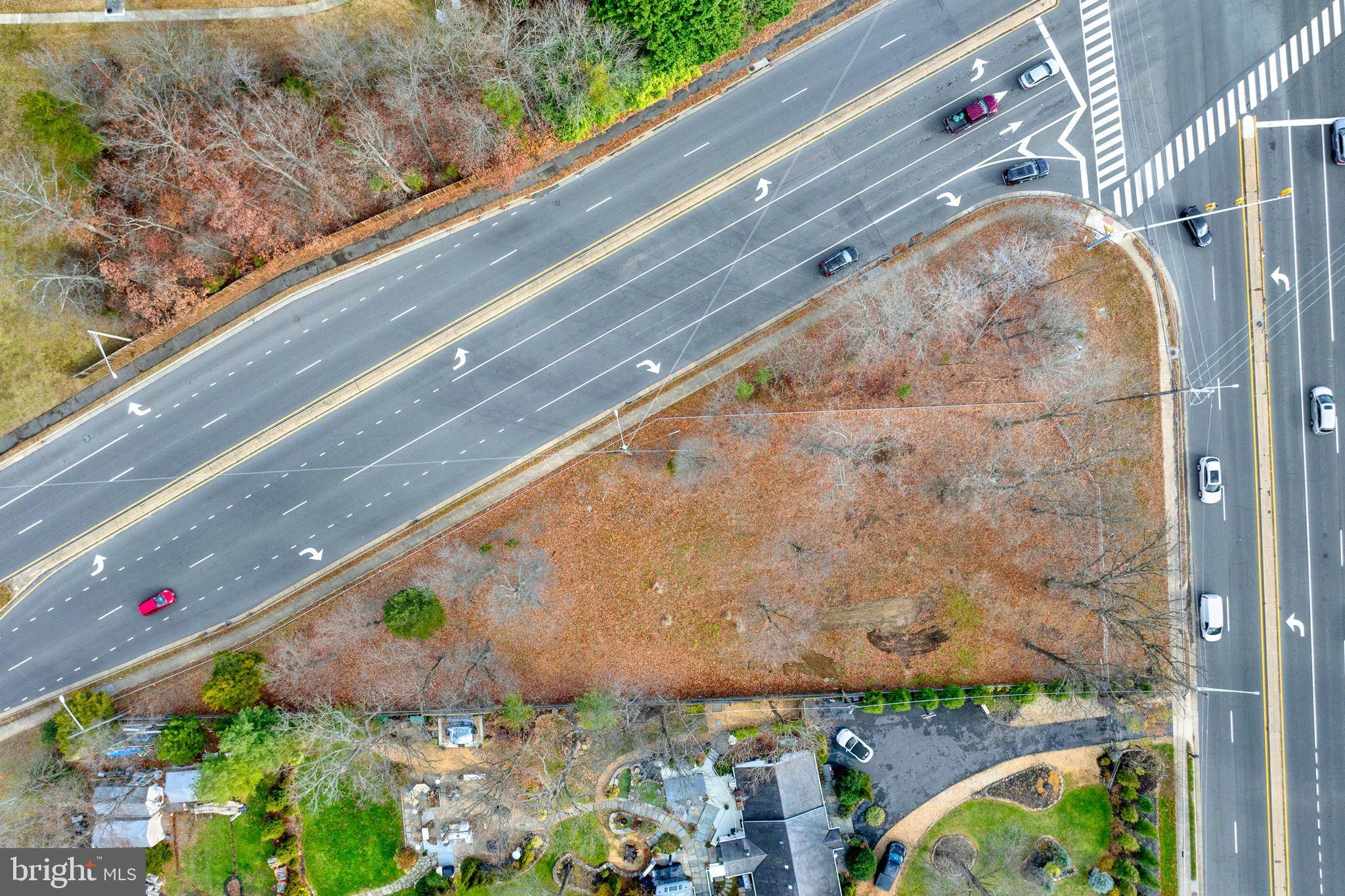 Clifton, VA 20124,13222 BRADDOCK RD