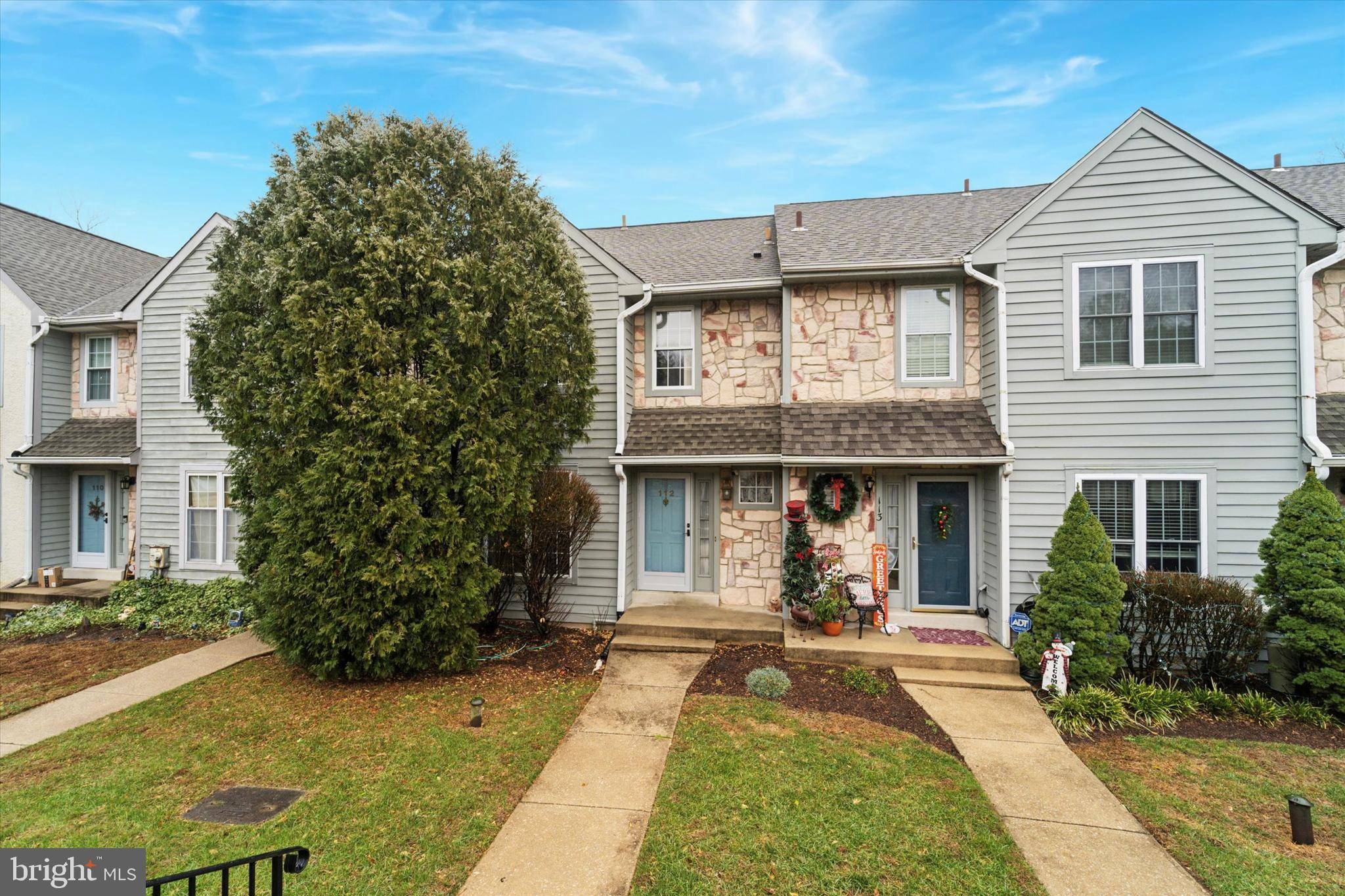 Aston, PA 19014,112 KNOLLWOOD CT