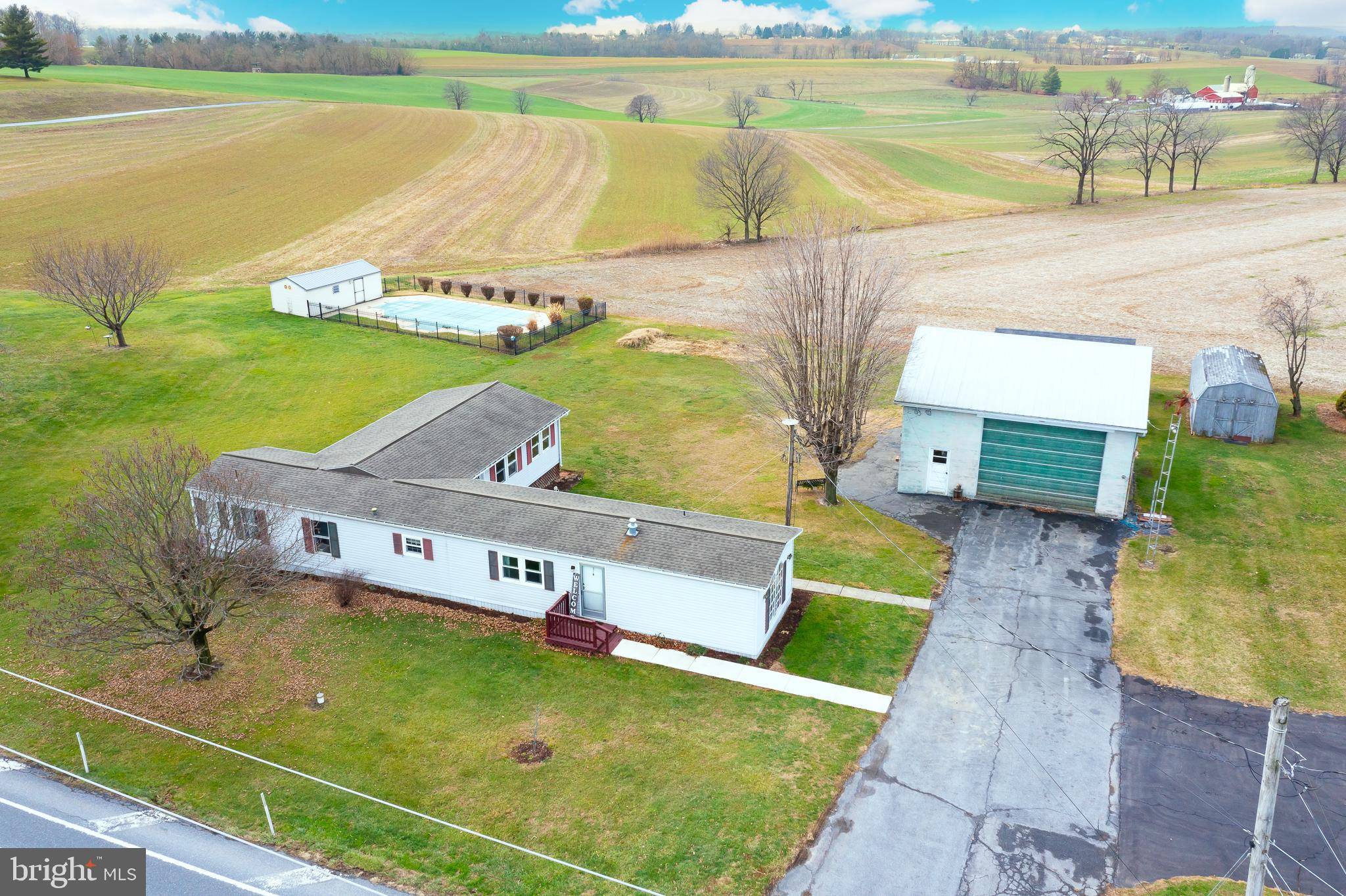 Manheim, PA 17545,1398 N COLEBROOK RD