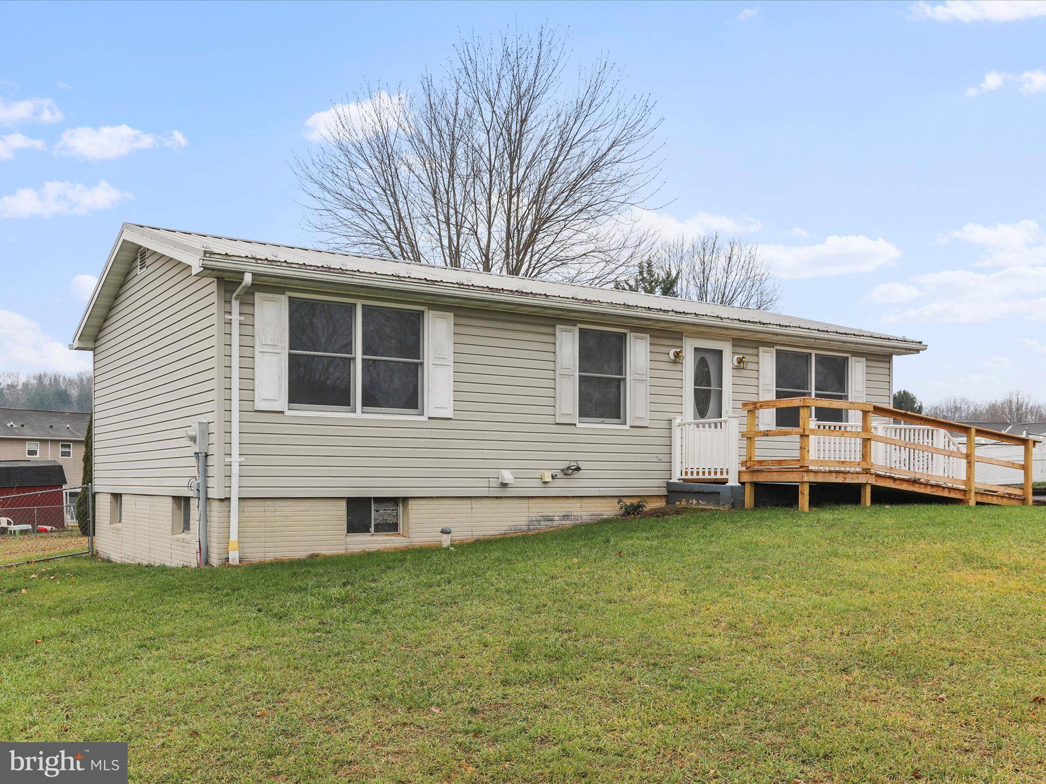 Waynesboro, PA 17268,8752 OXFORD CIR