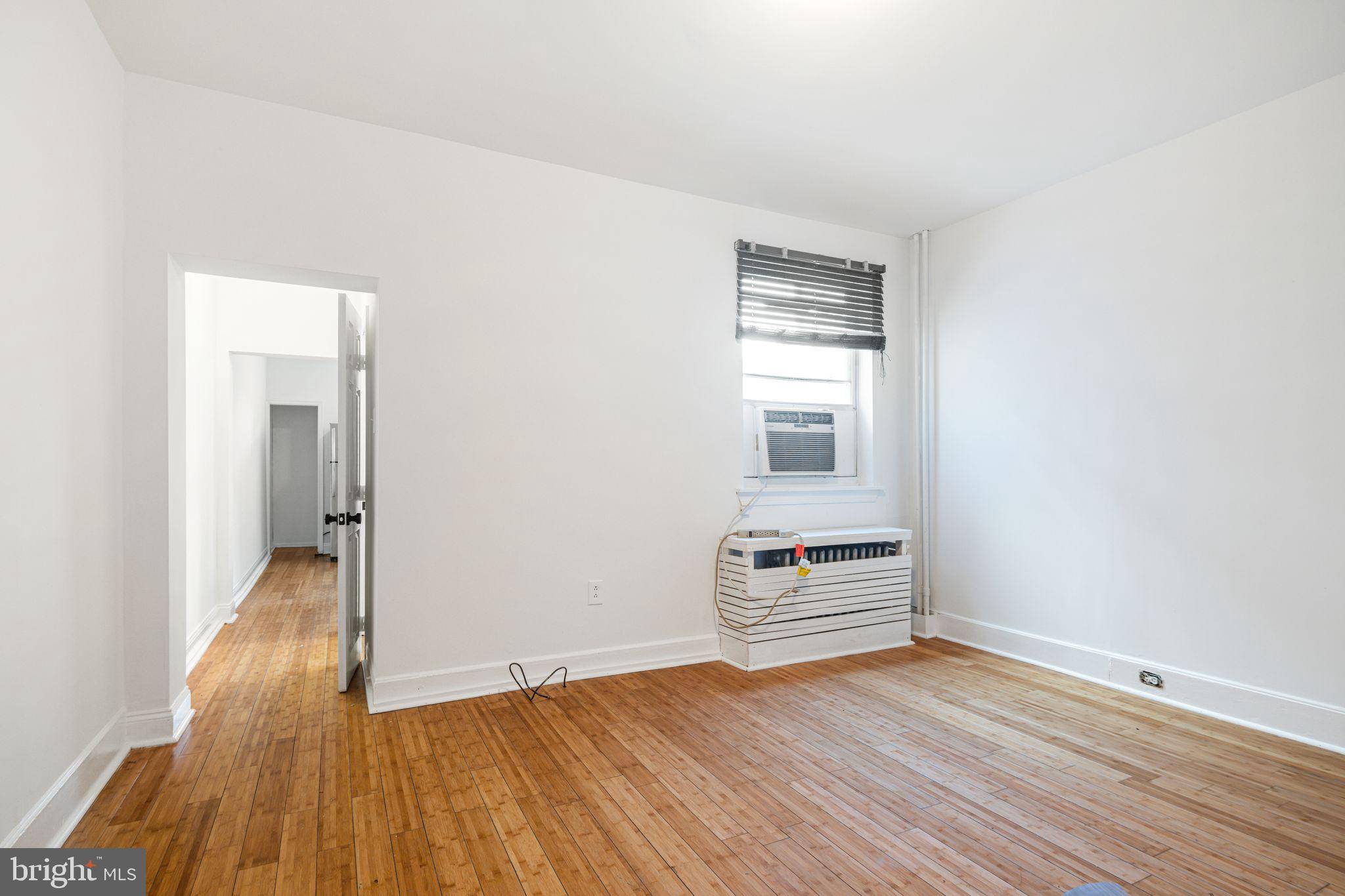 Philadelphia, PA 19123,1003 N RANDOLPH ST #APT 1