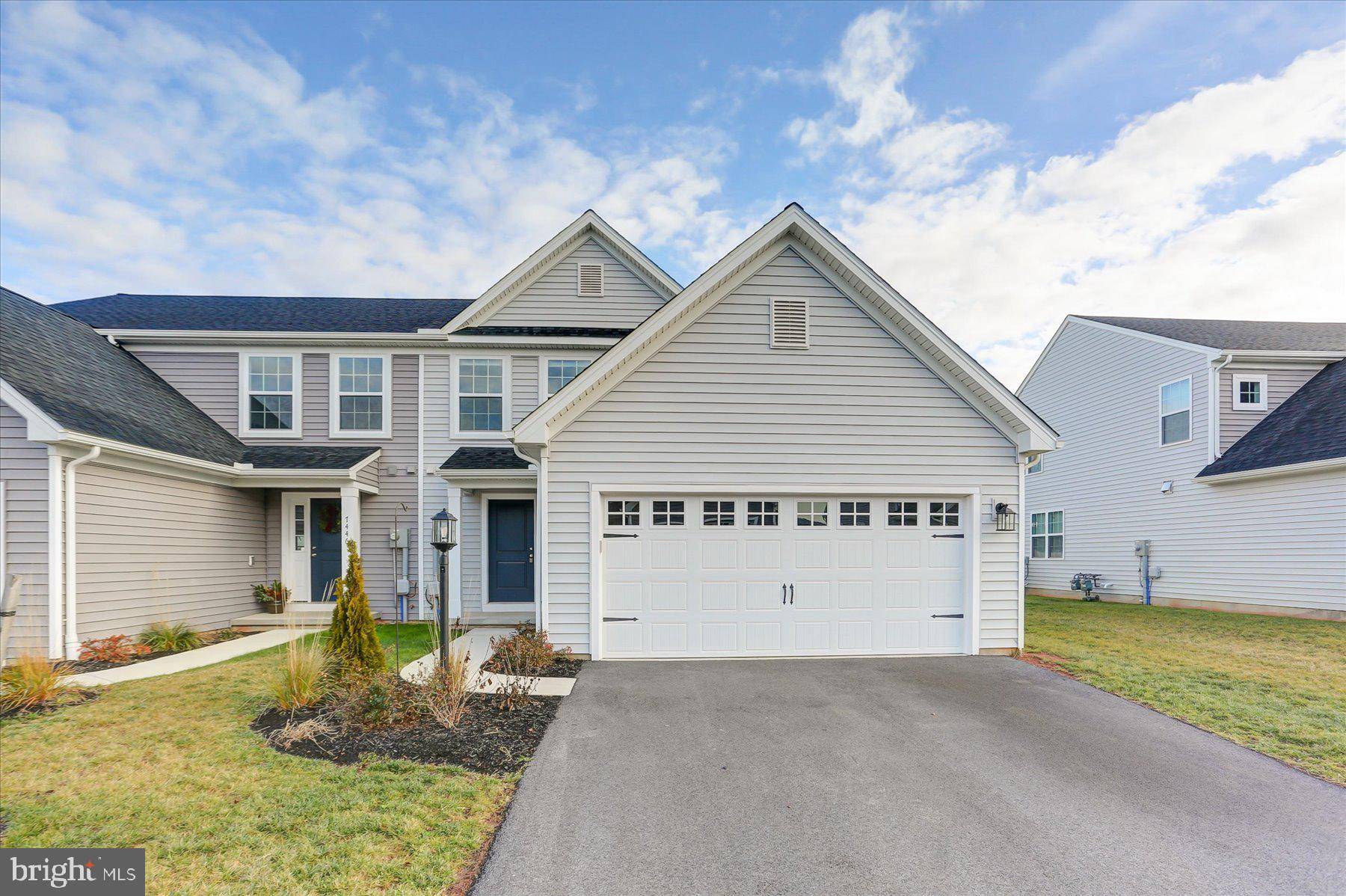 Abbottstown, PA 17301,7448 SAINT PATRICK CT