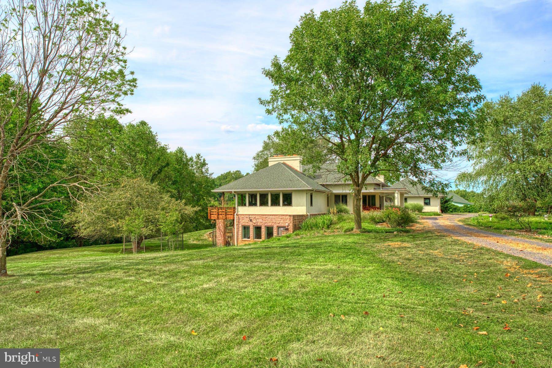 Delaplane, VA 20144,3959 COBBLER MOUNTAIN RD