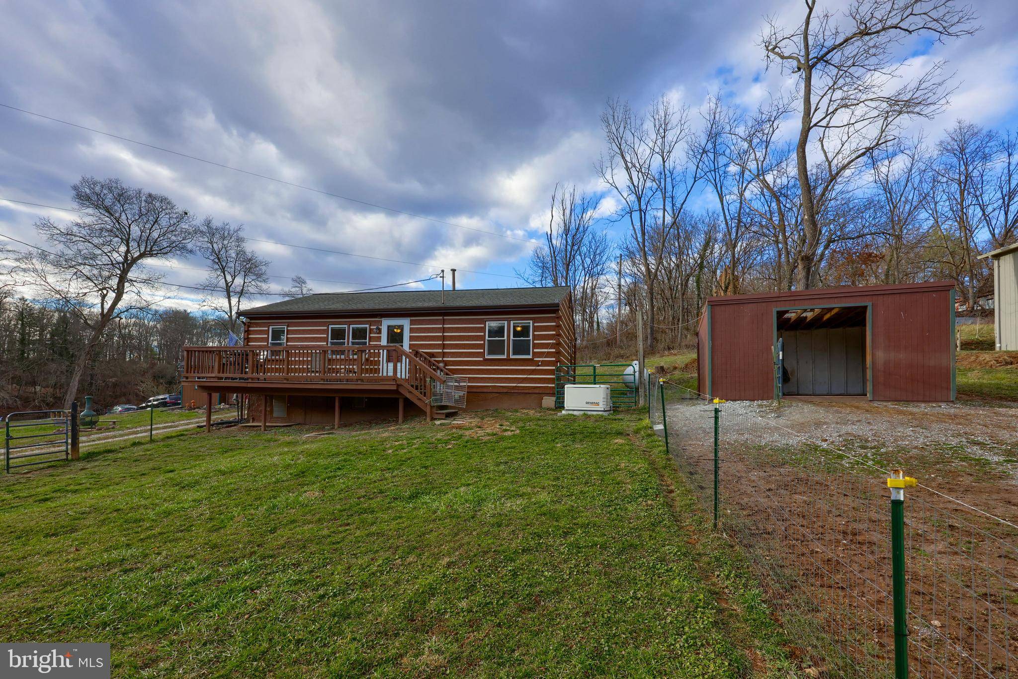 Lewisberry, PA 17339,910 KUNKLES MILL RD