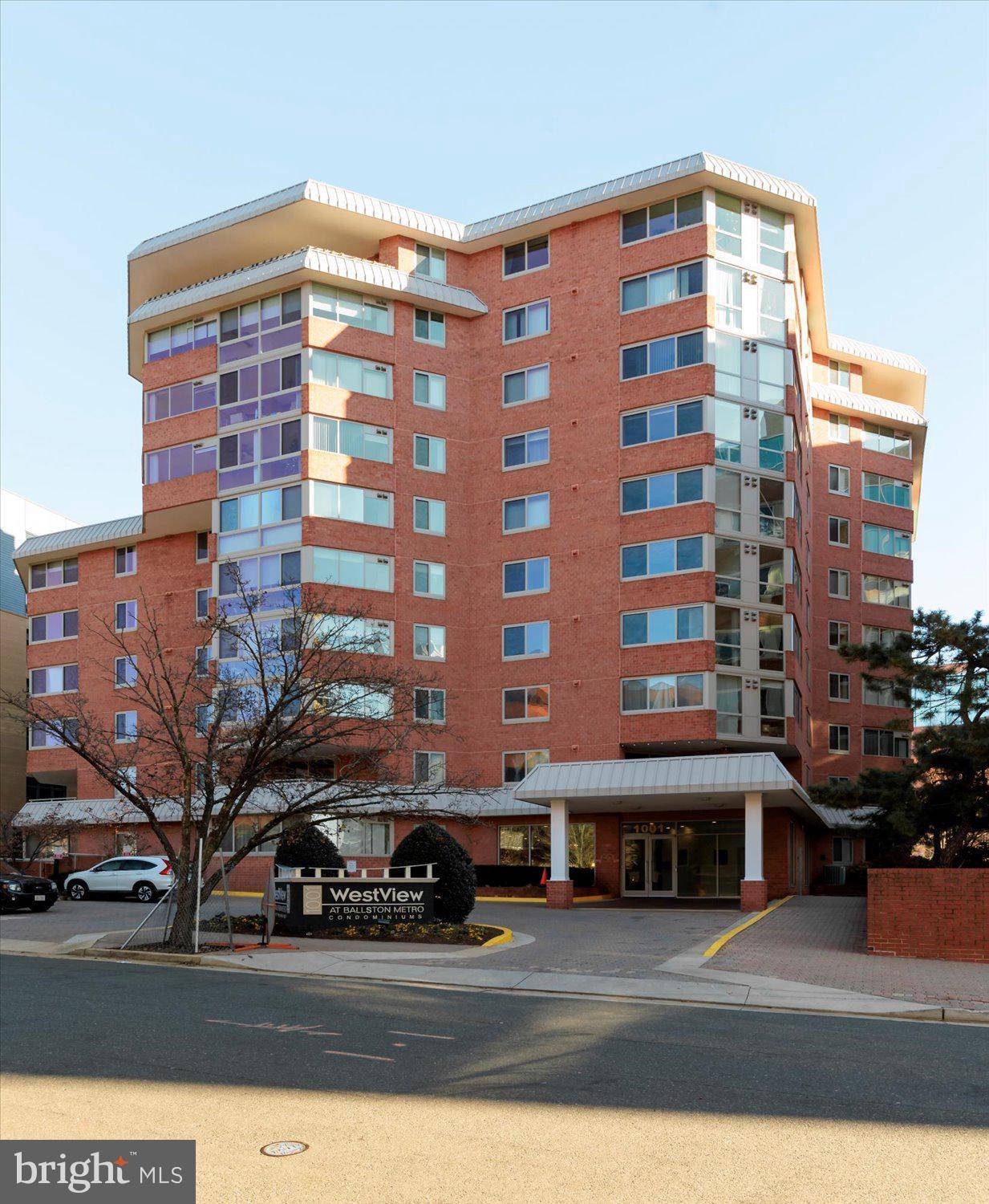 Arlington, VA 22201,1001 N VERMONT ST #810