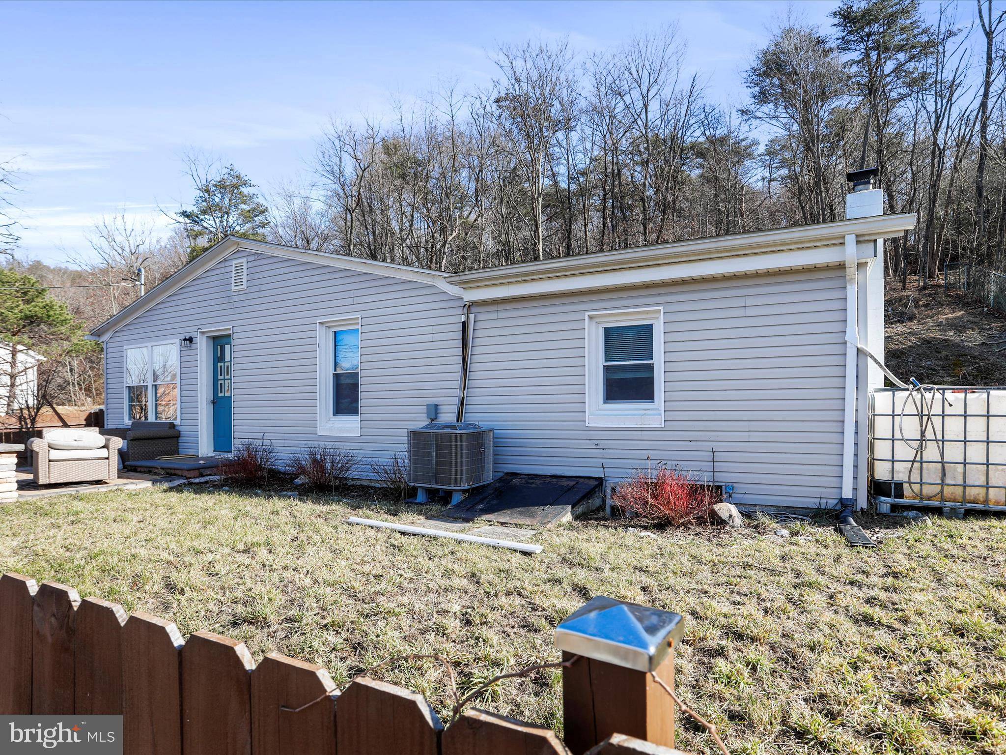 Berkeley Springs, WV 25411,68 JUNIPER AVE