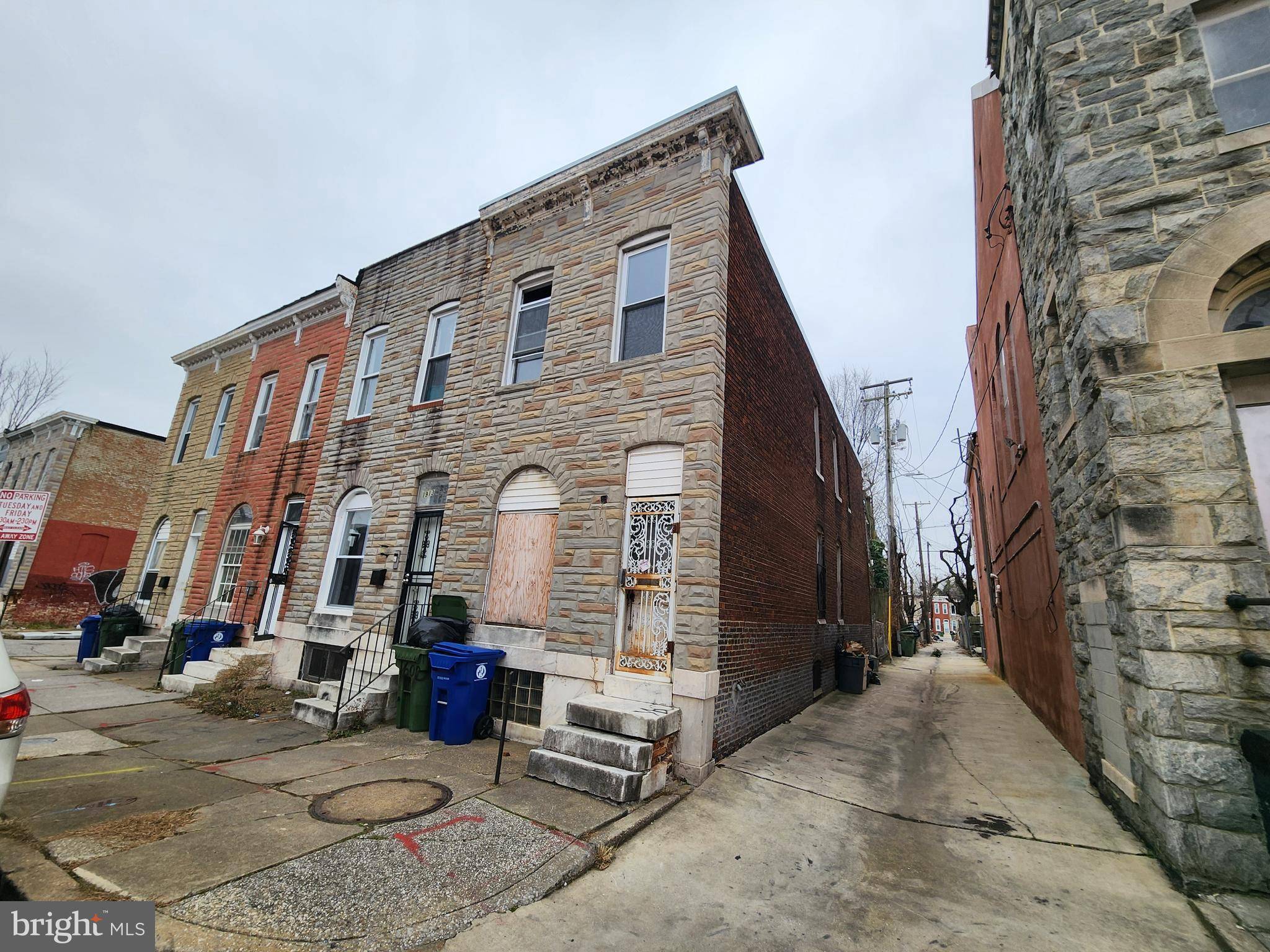 Baltimore, MD 21213,1911 E FEDERAL ST