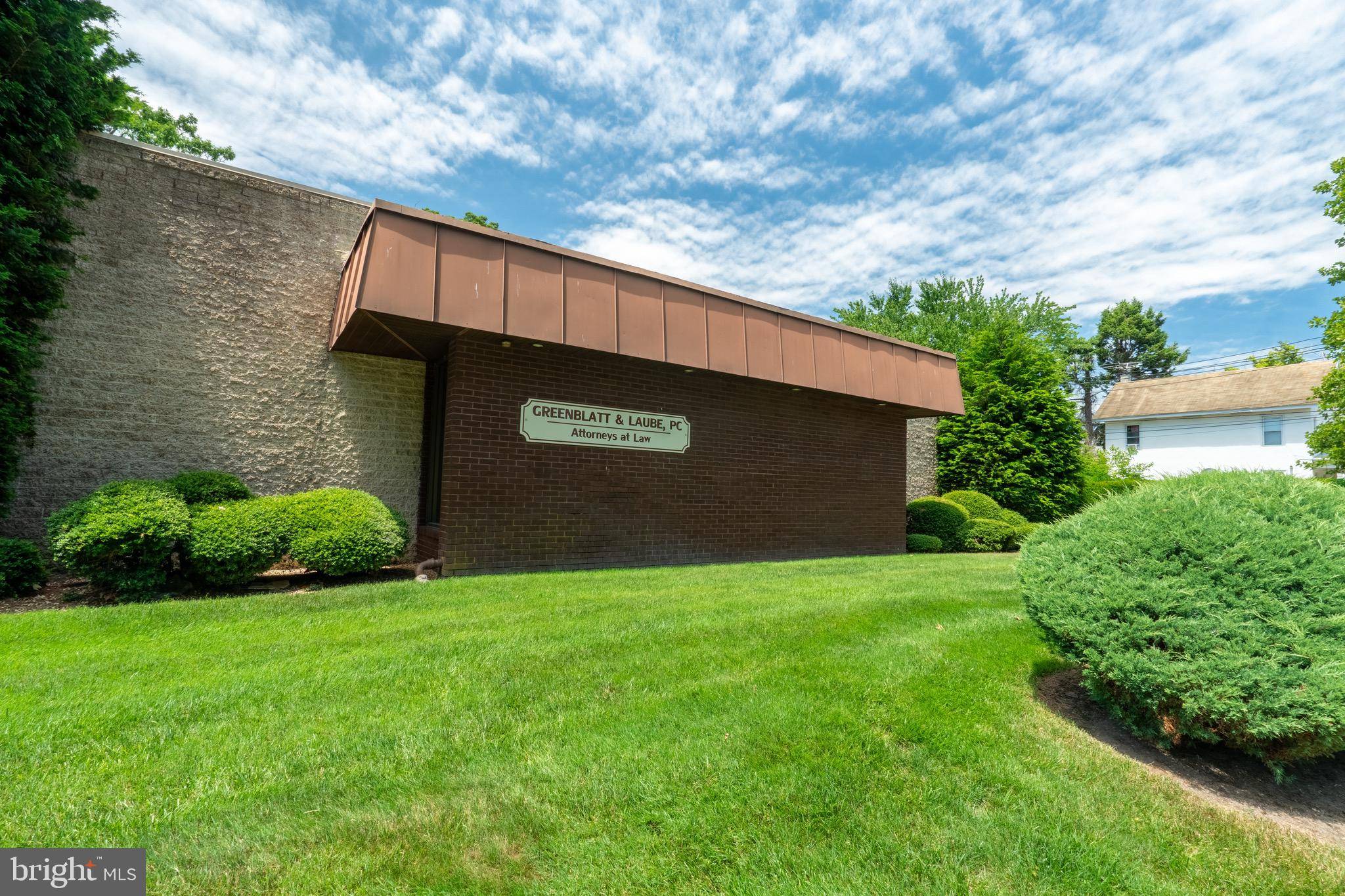 Vineland, NJ 08360,202 N 8TH ST