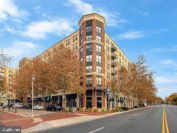 Falls Church, VA 22046,444 W BROAD ST #533