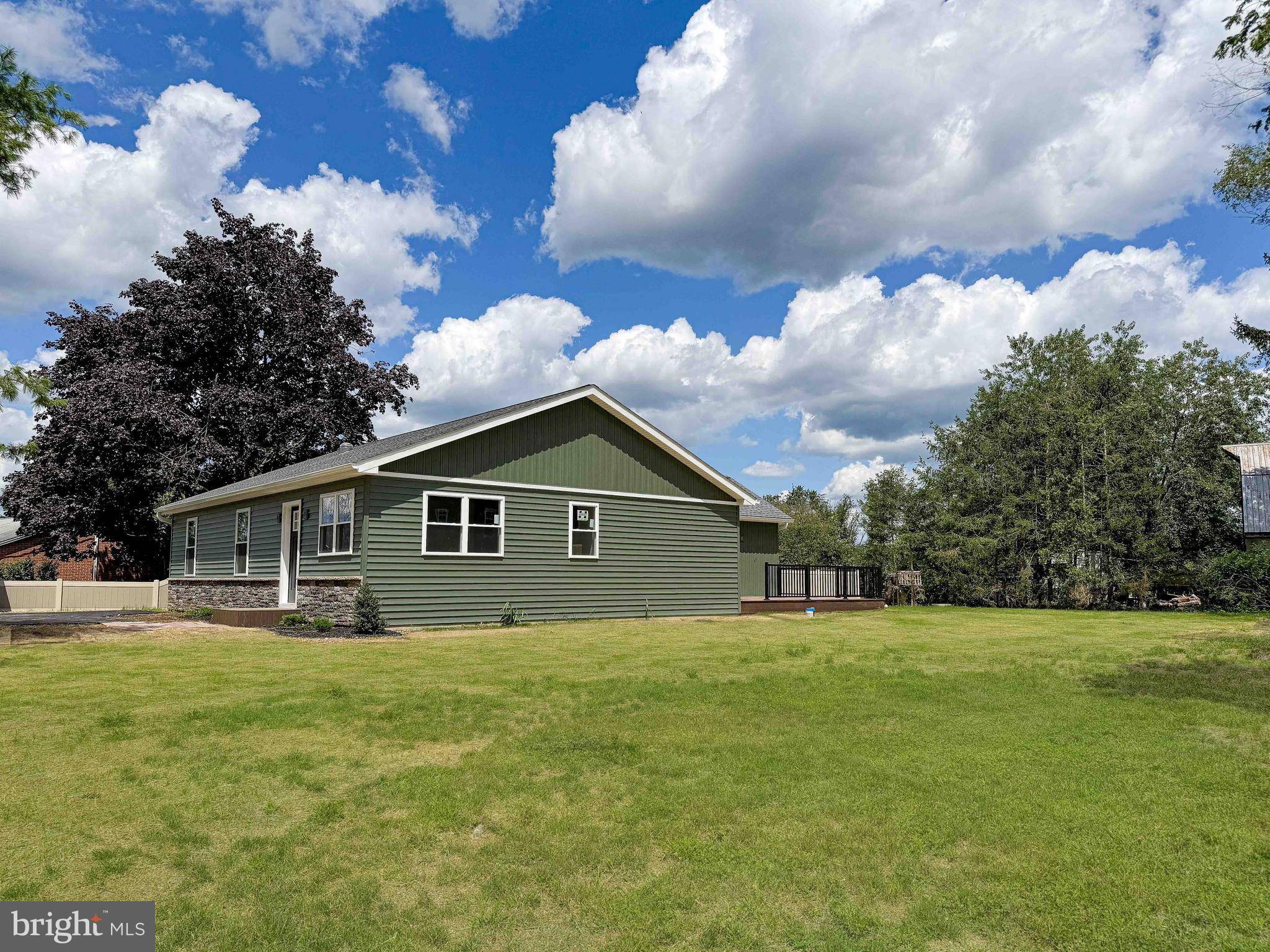 Spring Grove, PA 17362,1403 KRAFTS MILL RD